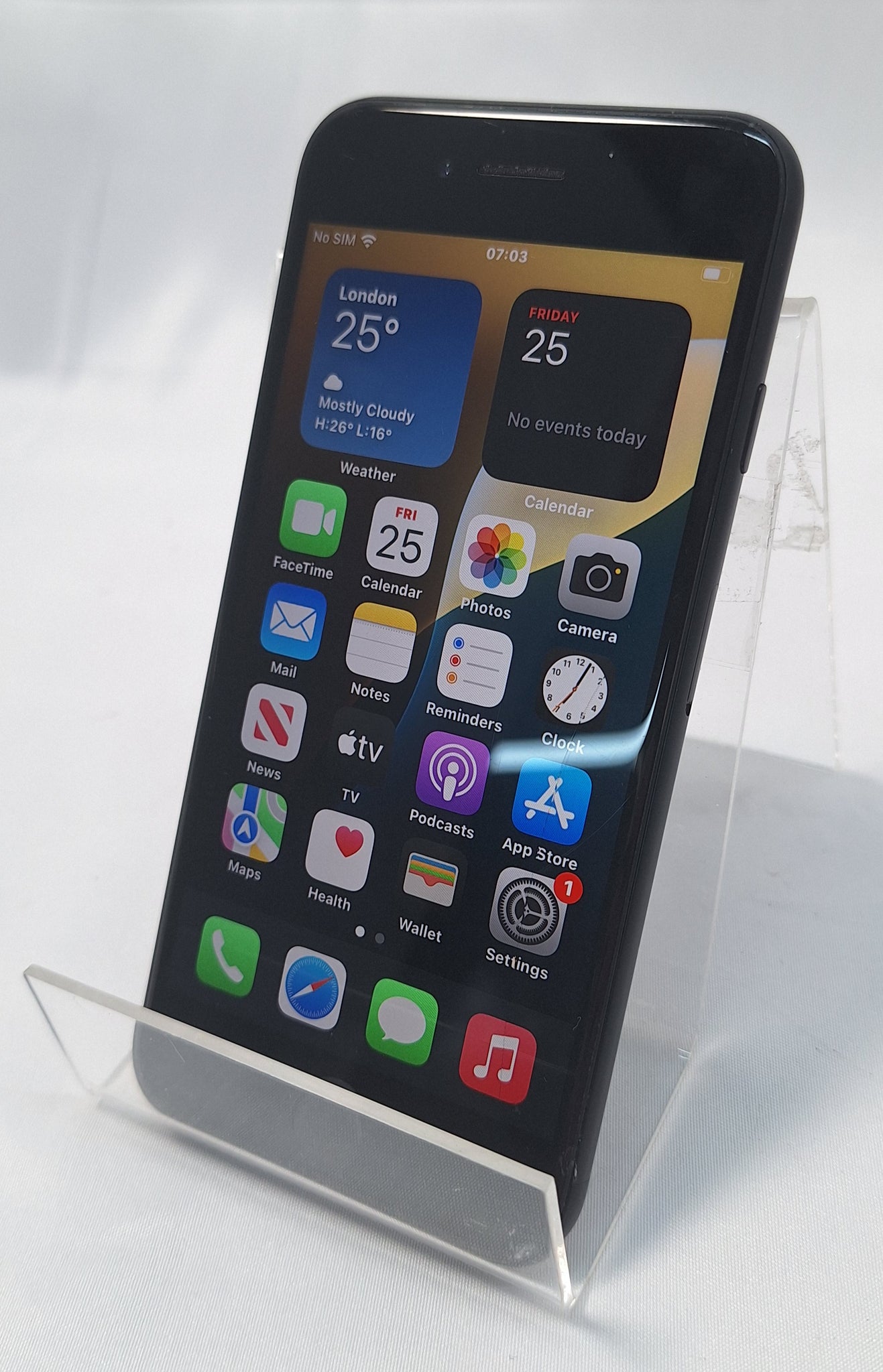 Apple iPhone SE 2 (2020) 64GB Black smartphone unlocked unboxed 84% batt health small crack to corner of phone