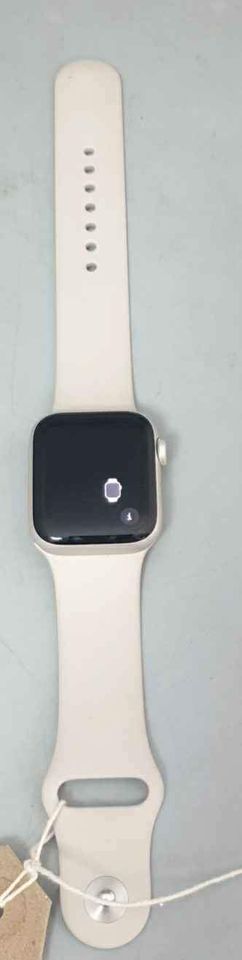 Apple Watch SE, Starlight Aluminium, 40mm, with charger. **scratches to the screen*