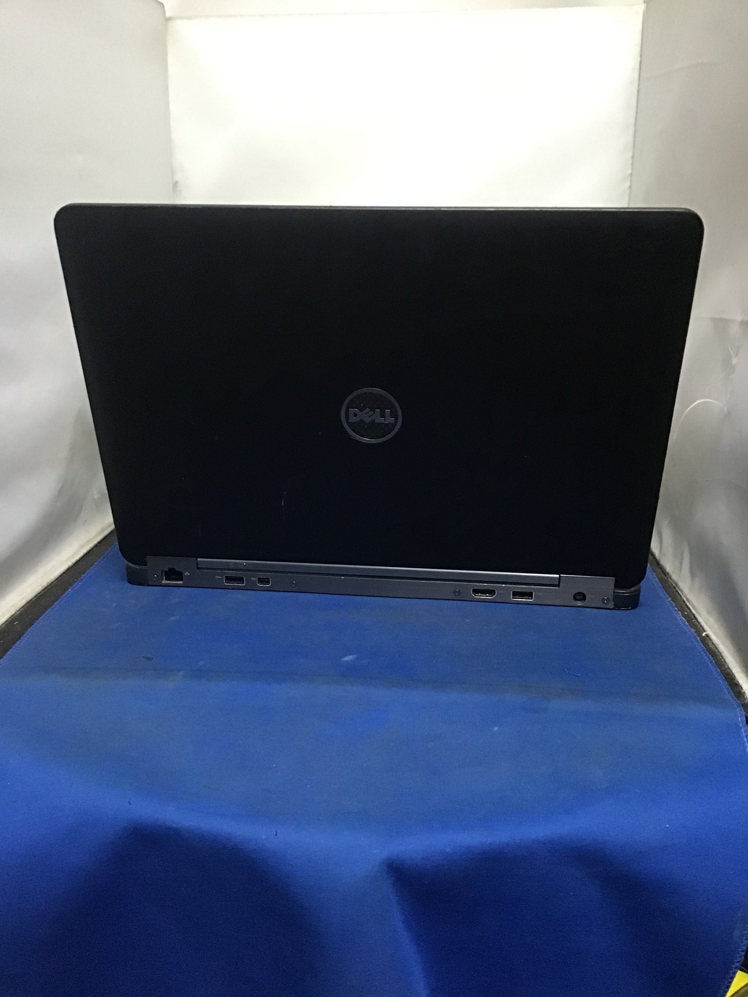 Dell Latitude E7440 Touchscreen Laptop - Windows 11