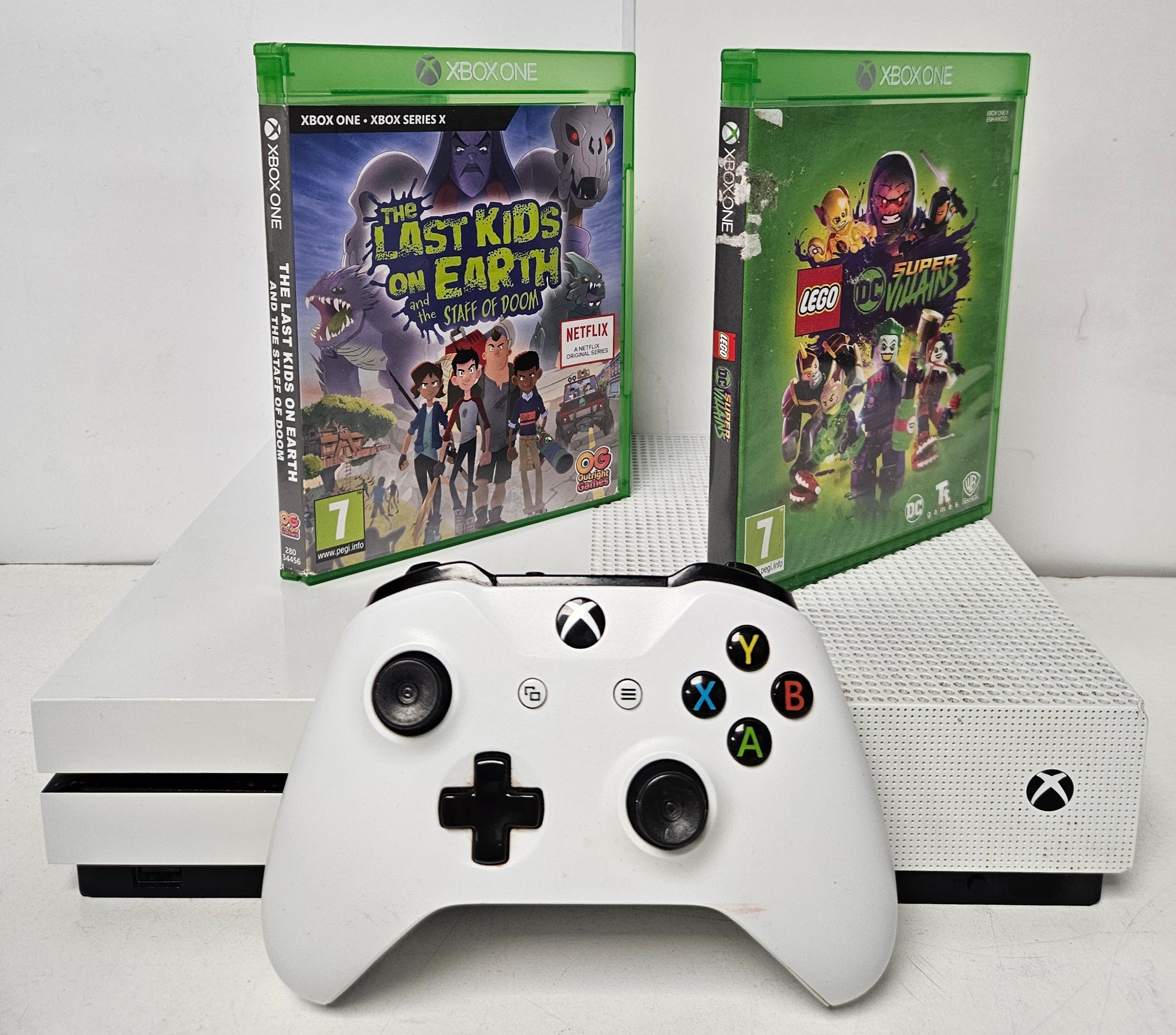 Xbox One S 500GB Console & 2 Games