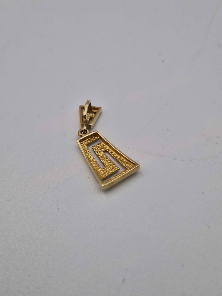 14ct Yellow Gold Greek Key Pendant - 1.97 Grams