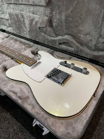 FENDER ULTRA TELECASTER