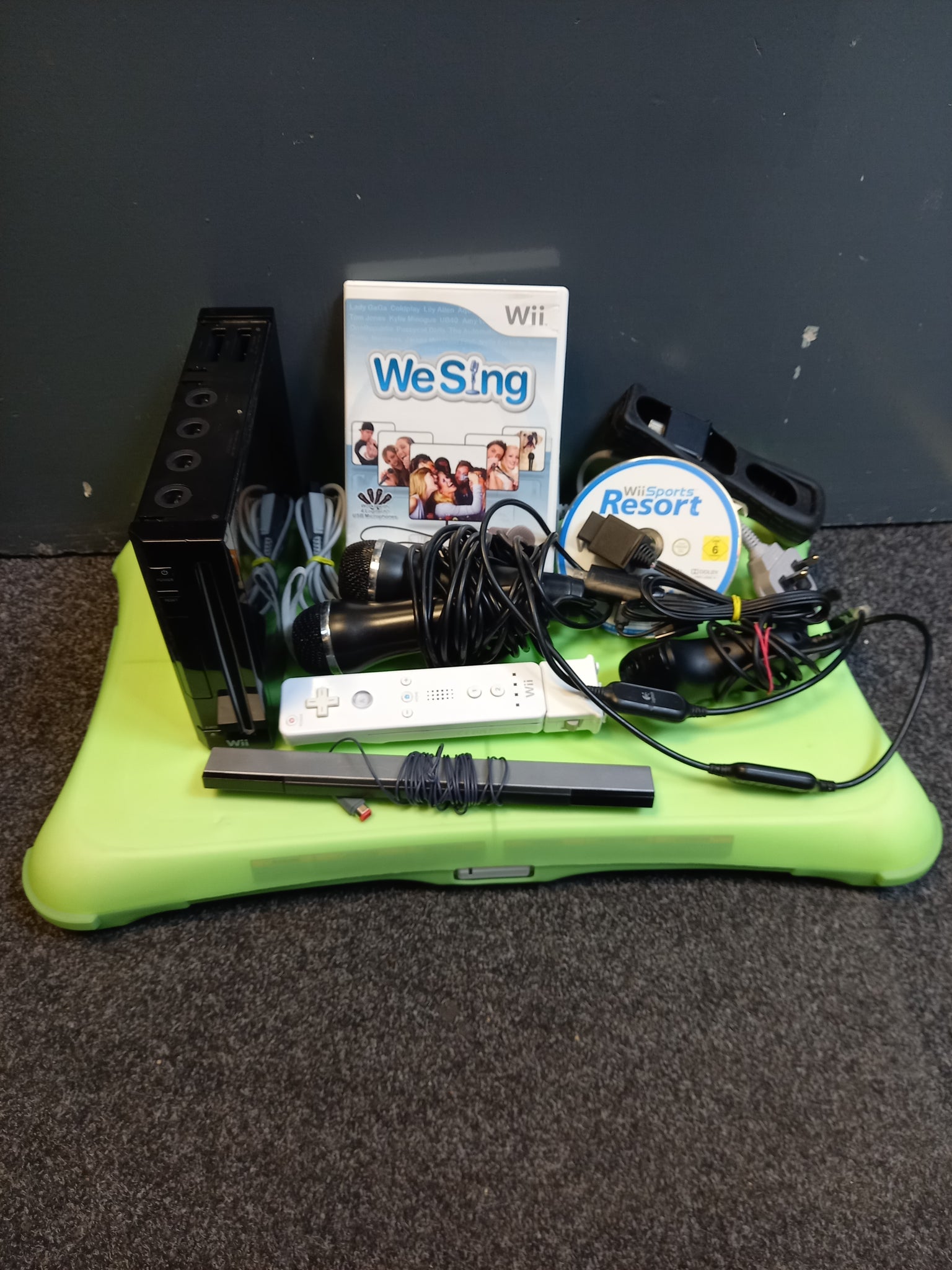 Nintendo Wii Console With Board And Microphones