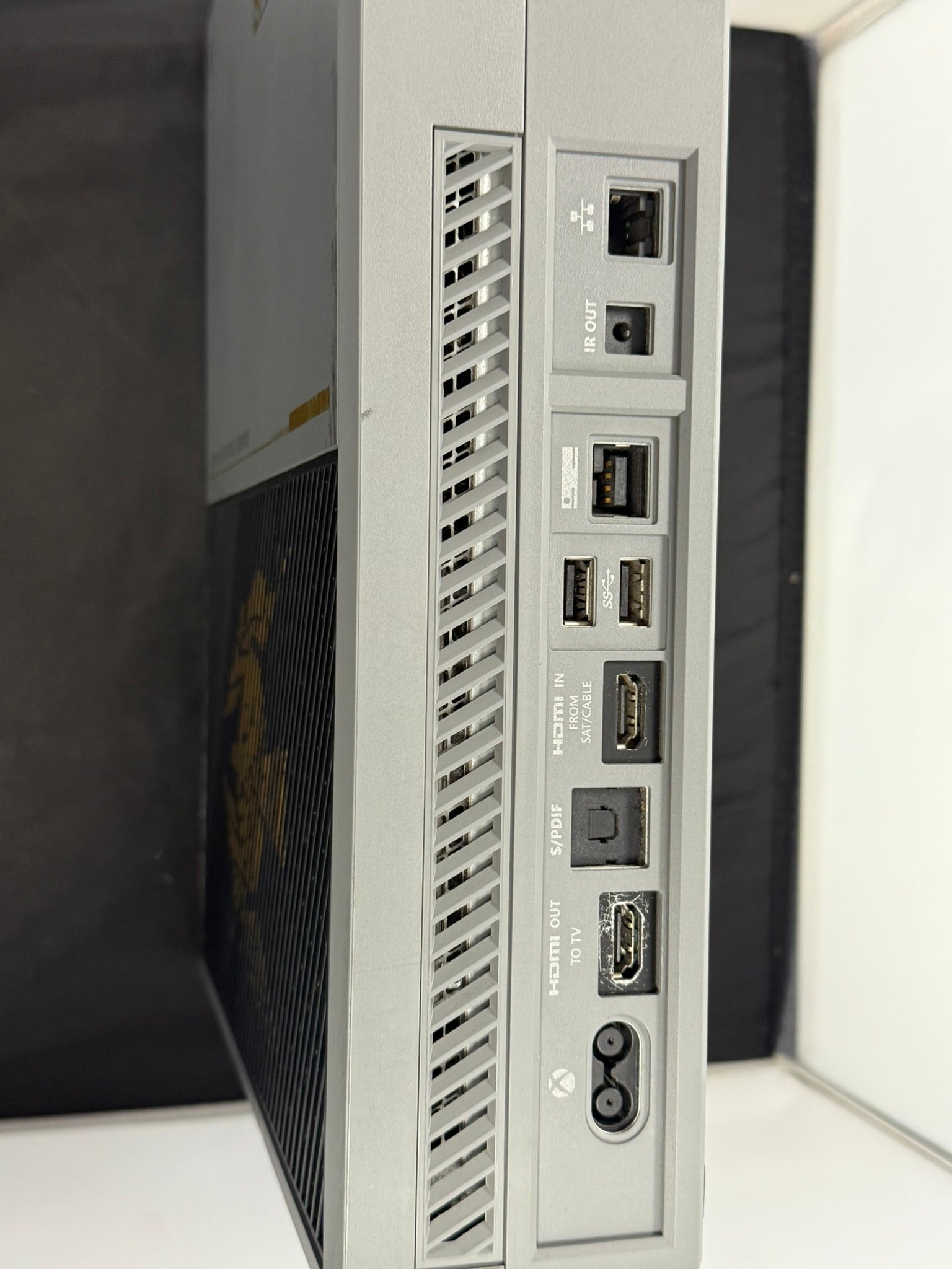 xbox one 1tb console call of duty advanced warfare a.w no controller