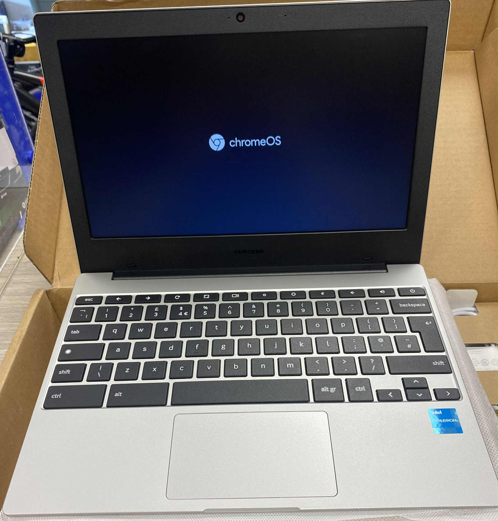 Samsung Chromebook XE310XDA