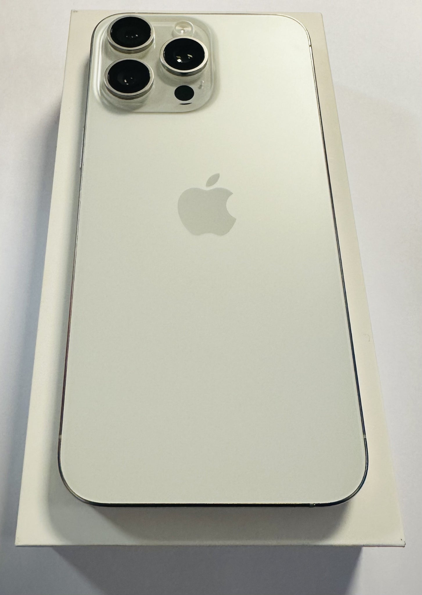 Apple iPhone 15 Pro Max 256gb - Unlocked