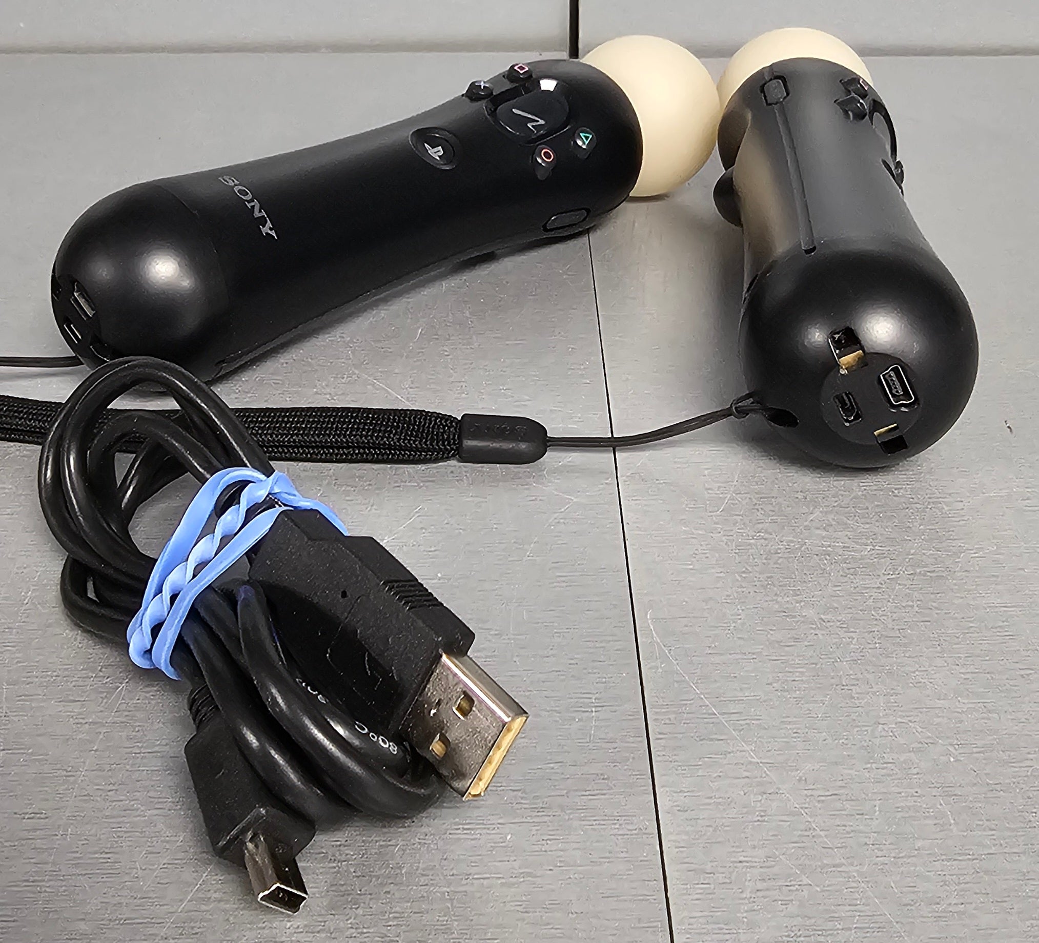Playstation Move Motion Controller V1 (CECH-ZCM 1) (PS3/PS4) + PS4 Aim Controller