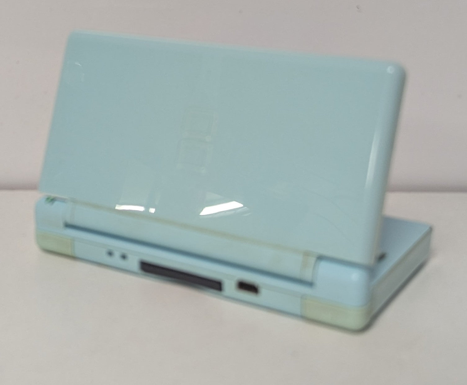 Nintendo DS Lite Ice Blue Console & 3 Games (1 Unboxed)