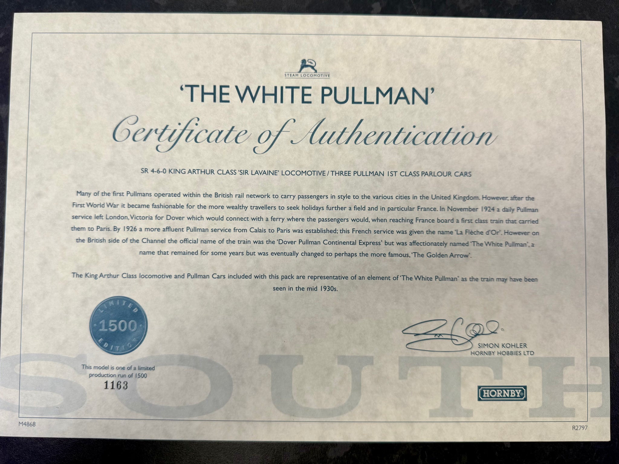 Hornby- The White Pullman Train Pack R 2797M (00gauge)- Boxed