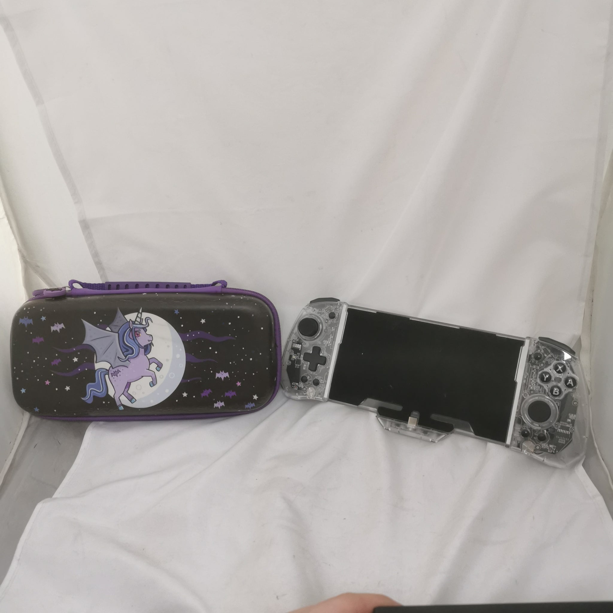 Switch Console, 32GB HAC-001-01 + Grey Joy-Con, Discounted***** LOOSE JOYCON AND RUBBER MISSING   SCRATCHES ON BACK