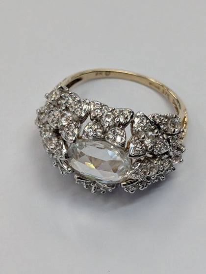 9ct gold ring with white gold & cz stones size L1/2