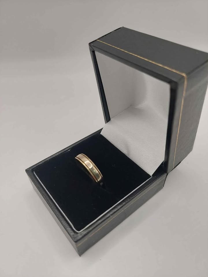 (9ct 375 Hallmarked&Tested), 2.6g Gold Band Ring, Size K