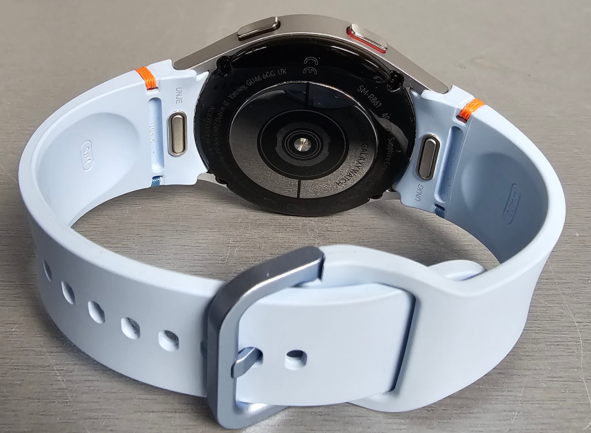 **Sale** Samsung Galaxy Watch Fe R861 (40mm, Silver)