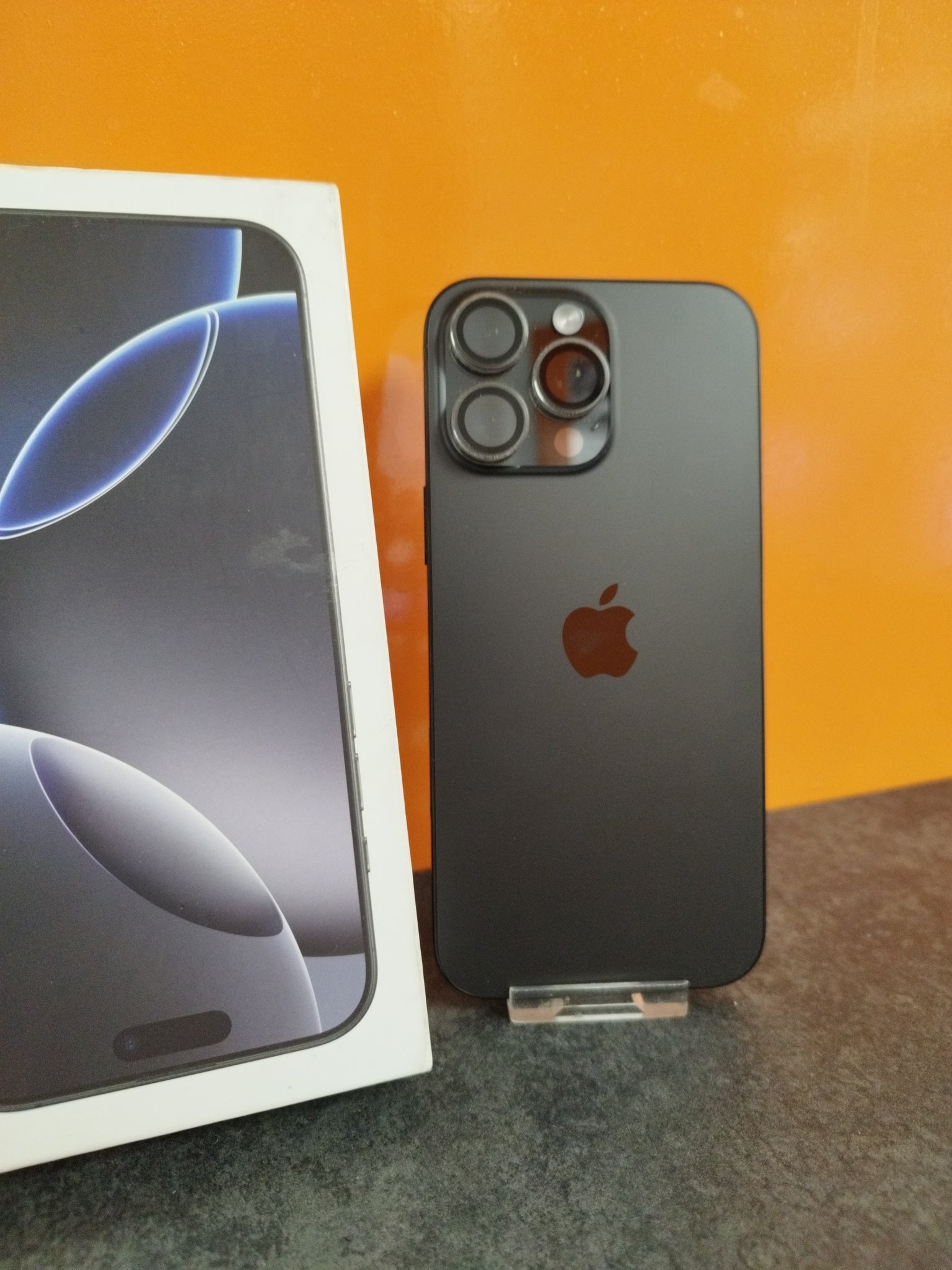 Apple iPhone 16 Pro Max 256GB Black Titanium