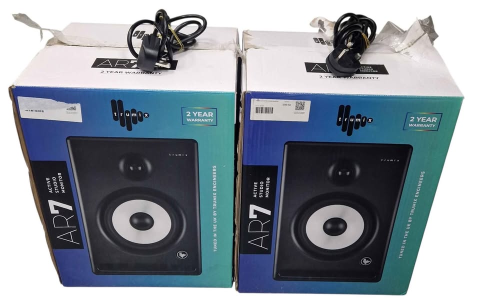 Trumix AR7 Active Studio Monitor (Pair), 115V Boxed *collection only*