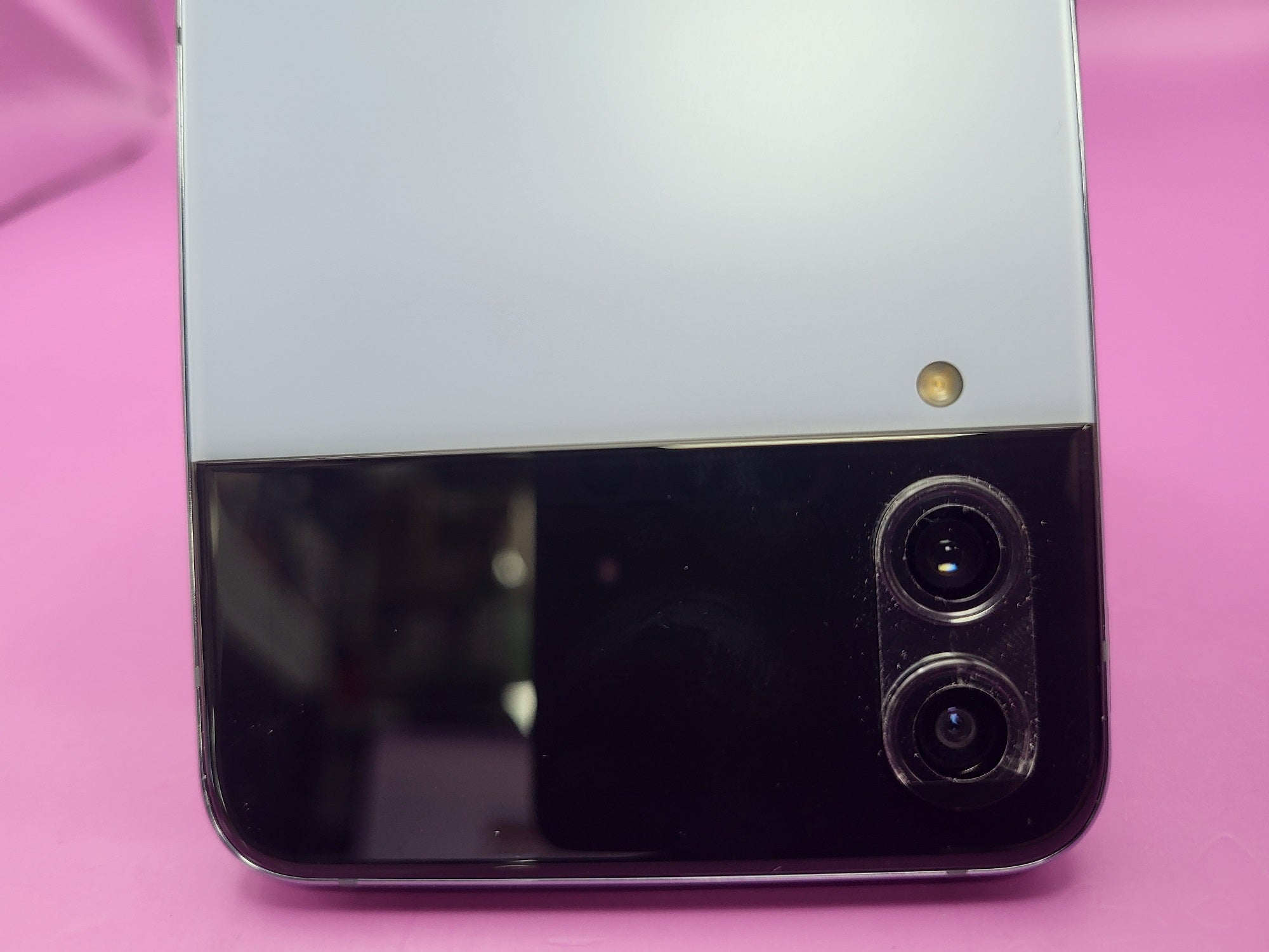 Samsung Galaxy Z Flip4 128GB Blue, Dual Sim. Unlocked.