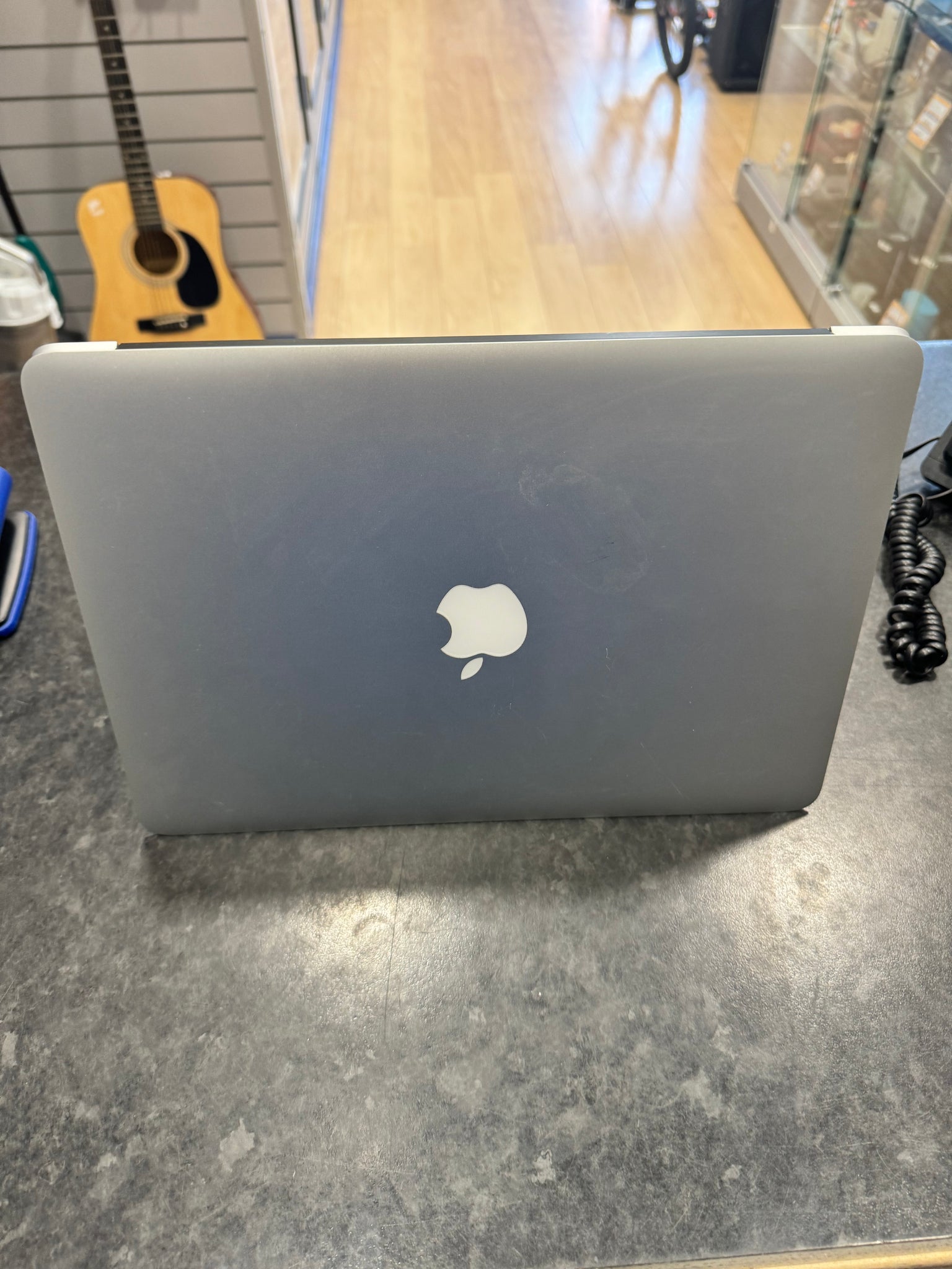 Macbook Air 2017 - i7 - 8gb - 128gb - Read description