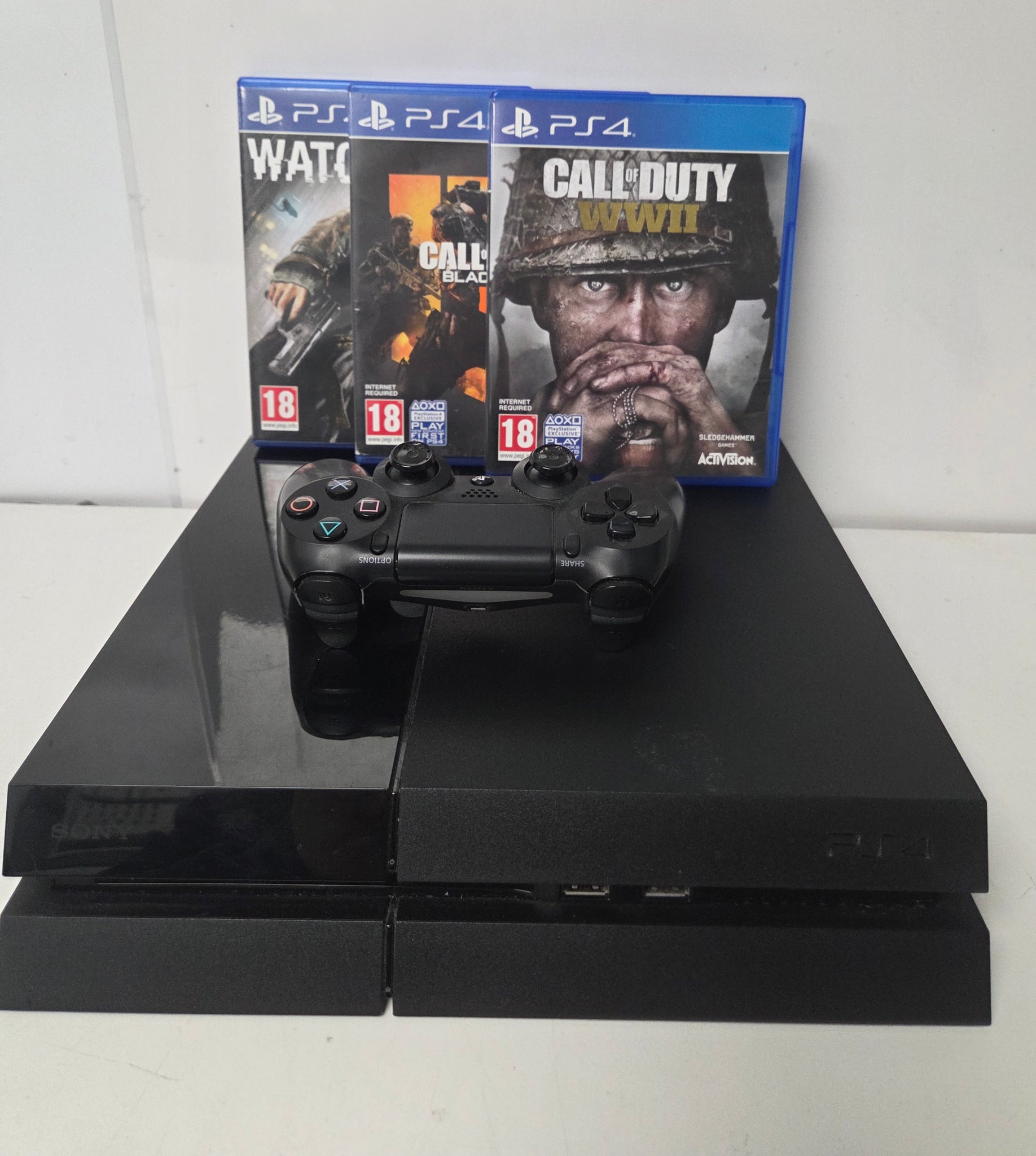 Sony Playstation 4 PS4 500GB Console & 3 Games