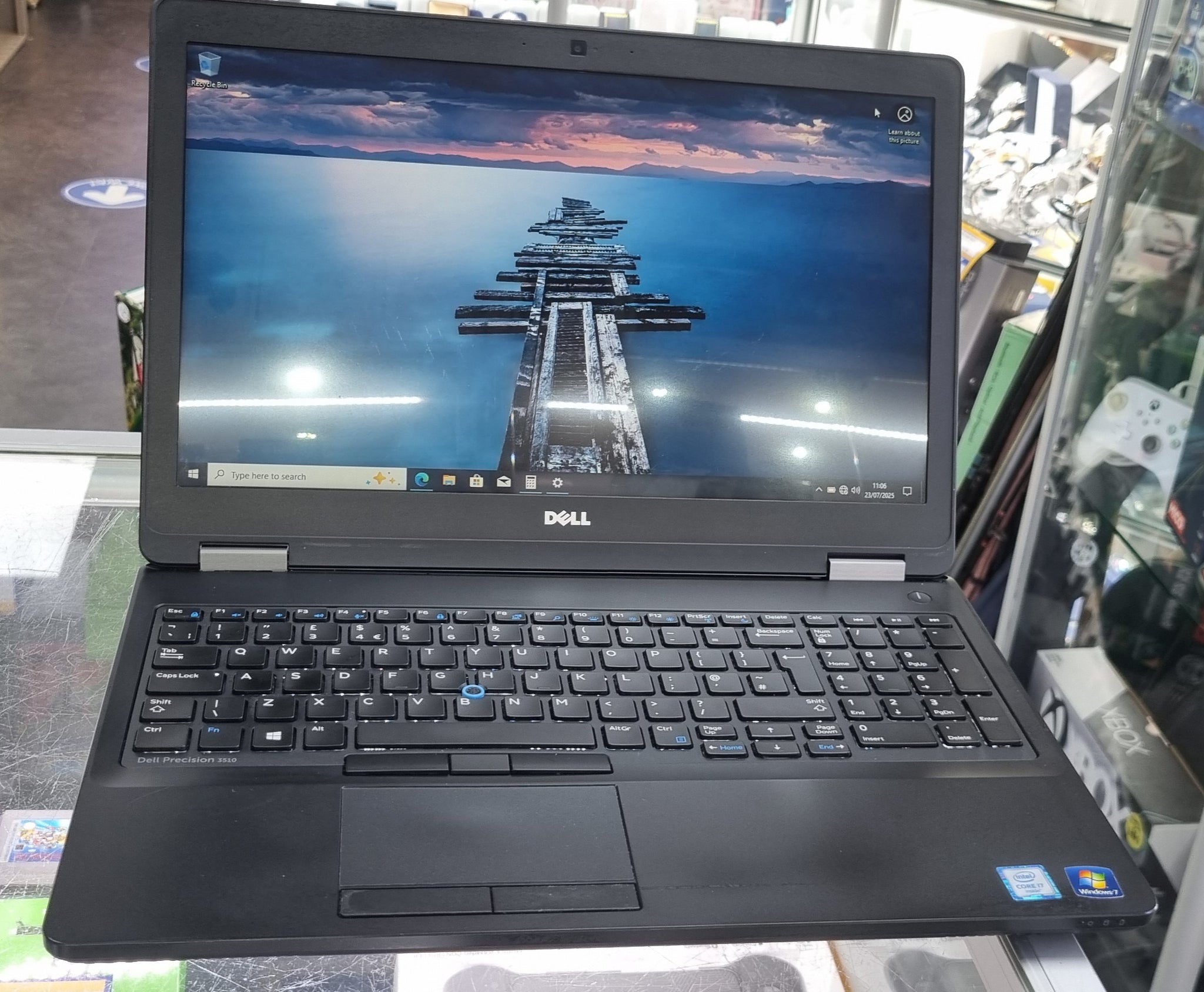 DELL LAPTOP WINDOWS 10, I7, OCTO CORE 2.6GHZ, 8GBRAM, 128GBHD