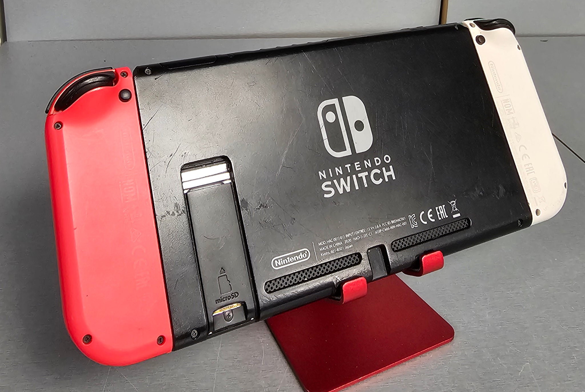 Nintendo Switch (Neon Red/Blue) Mod HAC-001(-01) (No charger or Dock included)