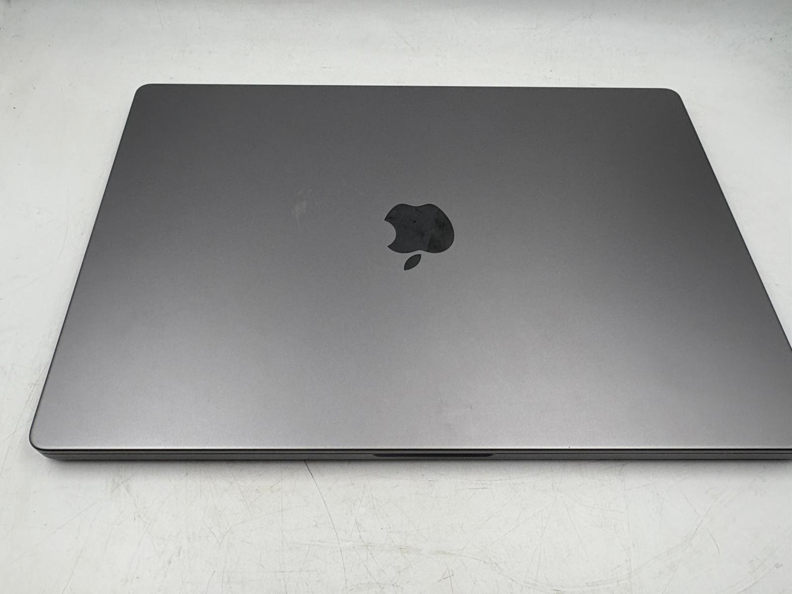 Apple MacBook Pro 2022 16in M2