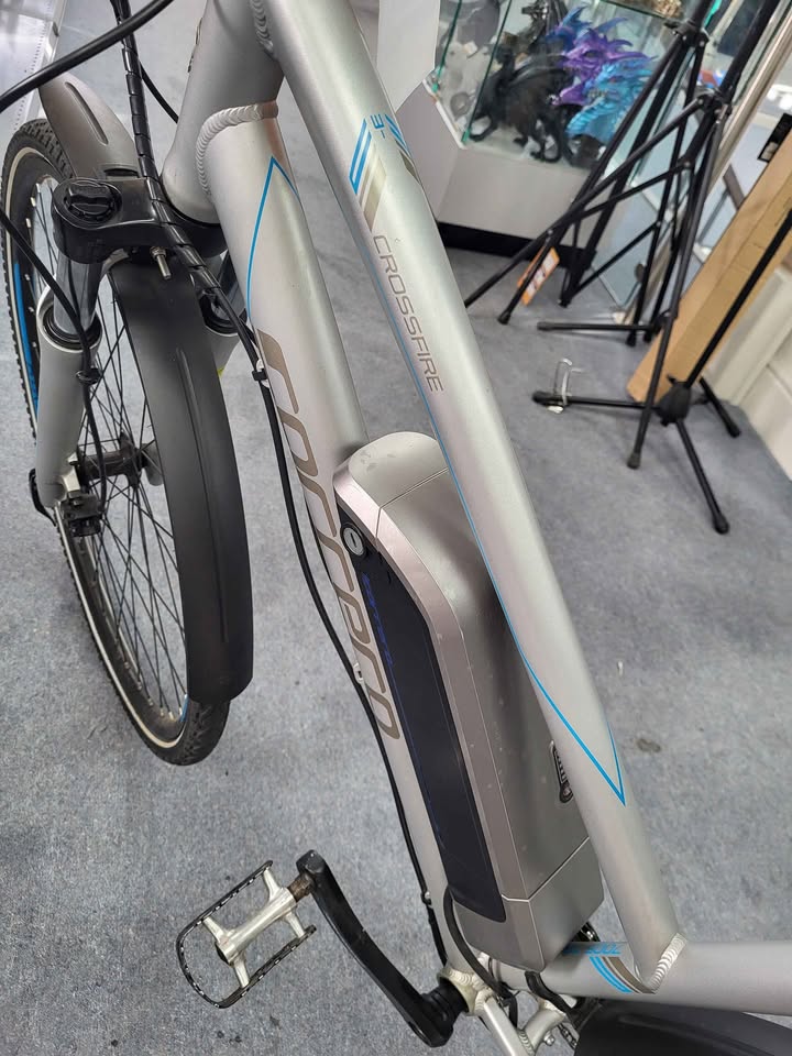 Carrera Crossfire E Women's PA Ebike - 250w Motor- 36v Battery - 18" Frame- 8 Speed - 28" Wheels