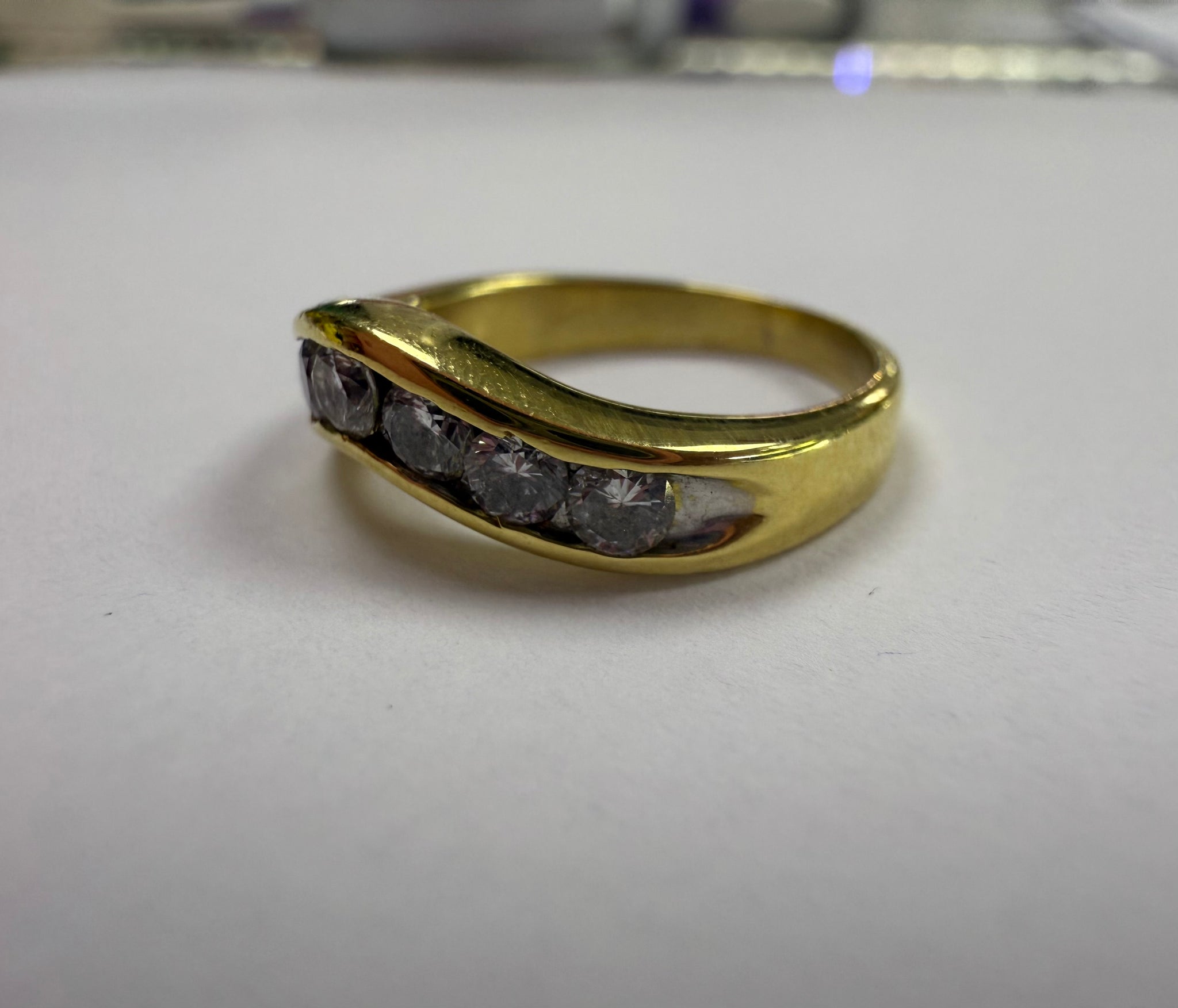 18ct Gold Diamond Wishbone Ring Size "I"