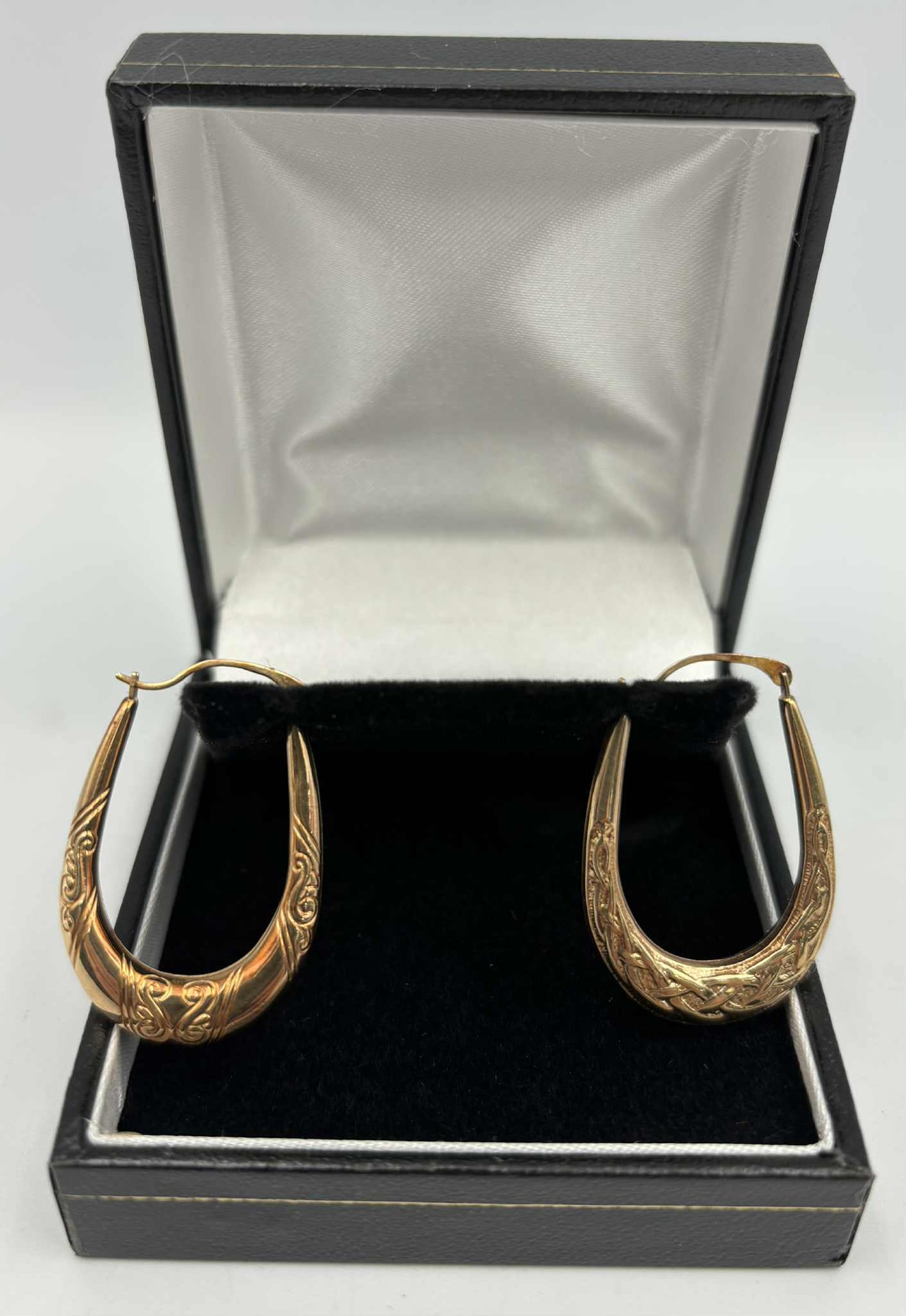 375 yellow gold earrings 1.7g boxed * tested in shop *