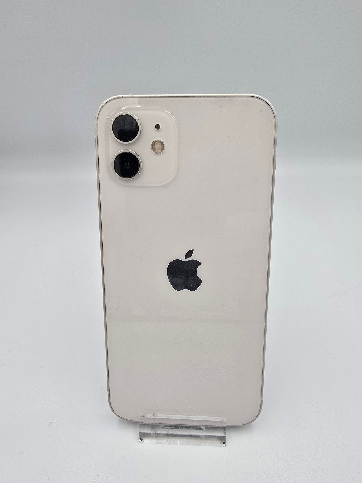 Apple iPhone 12 64gb - unlocked