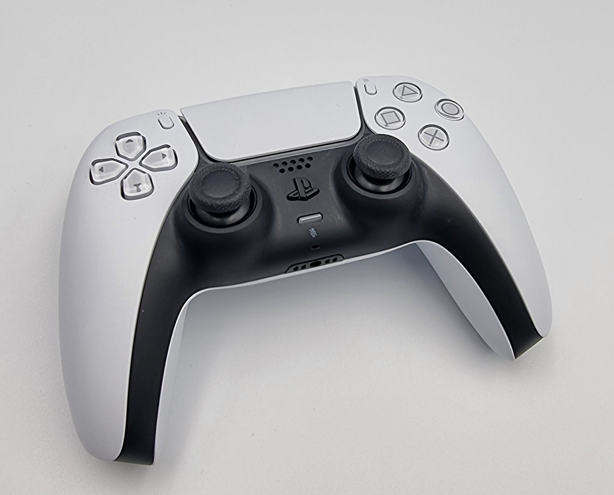 Sony Playstation 5 slim disc edition 1TB with 1 x dualsense controller and all leads unboxed