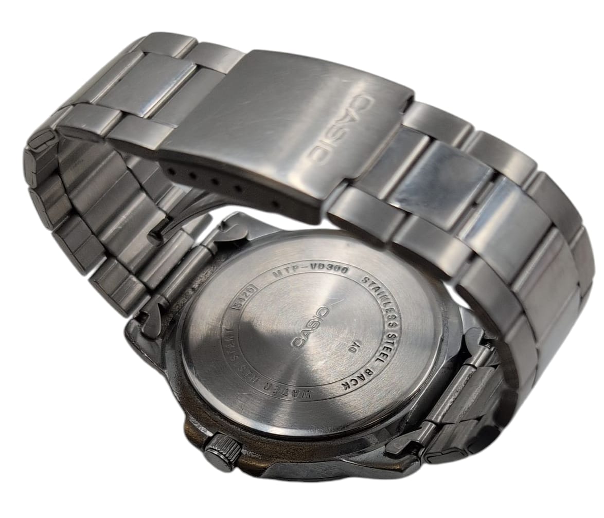 Casio Analog MTP-VD300 Men's Watch Unboxed