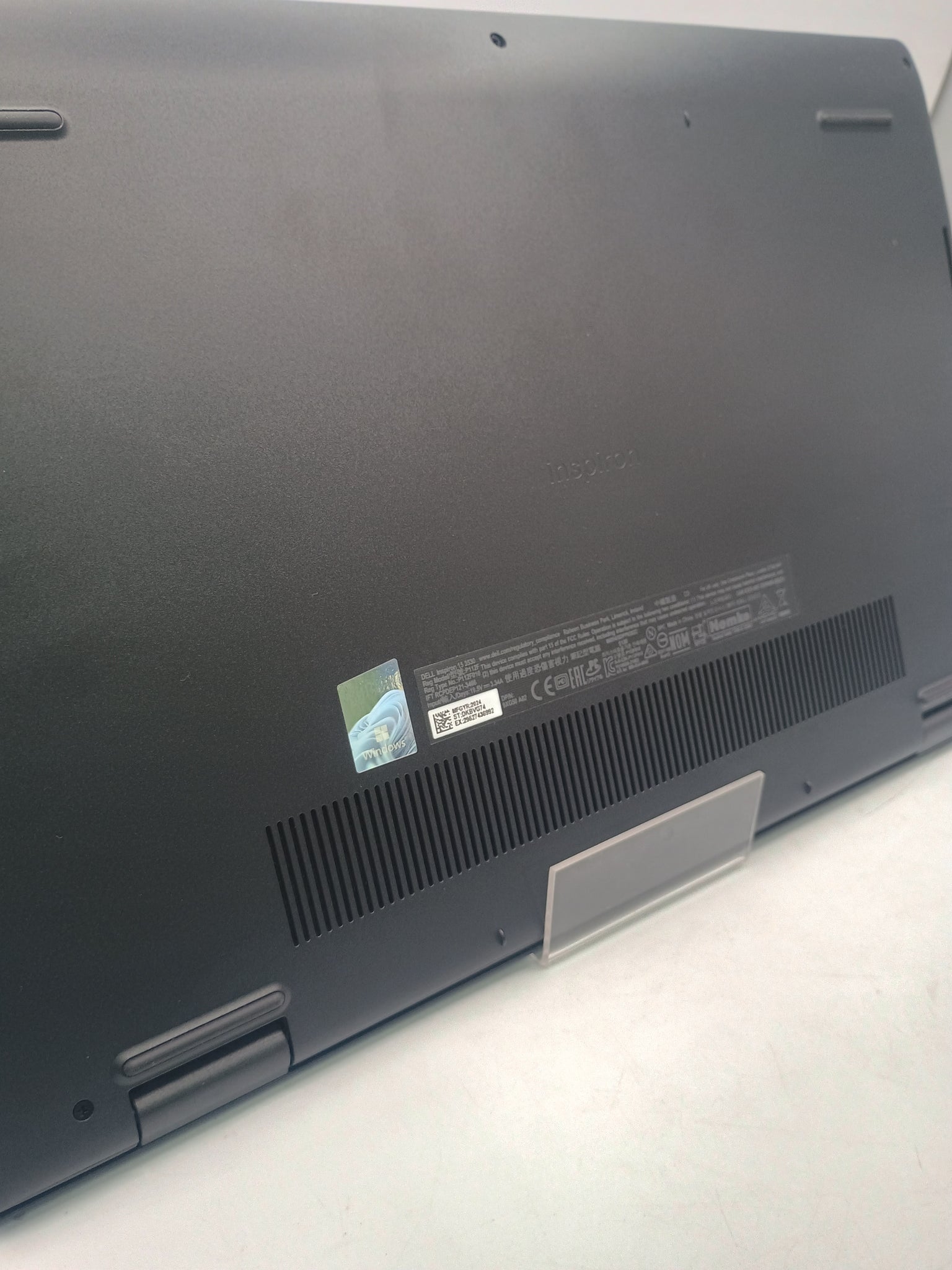 DELL INSPIRON 15 3530 I3-1305U 8GB RAM 256GB SSD
