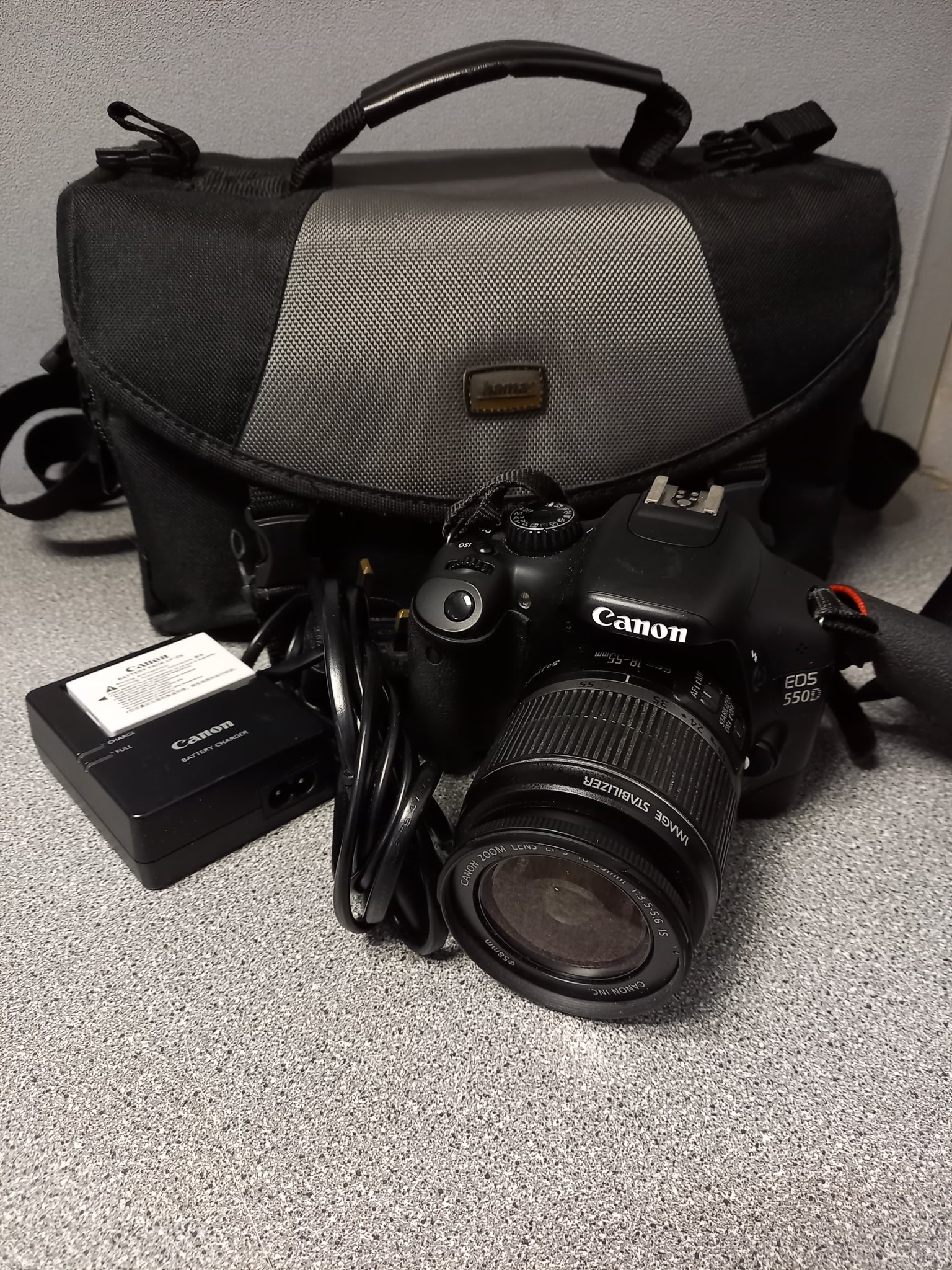 Canon EOS 550D Camera  With 18-55mm Lens