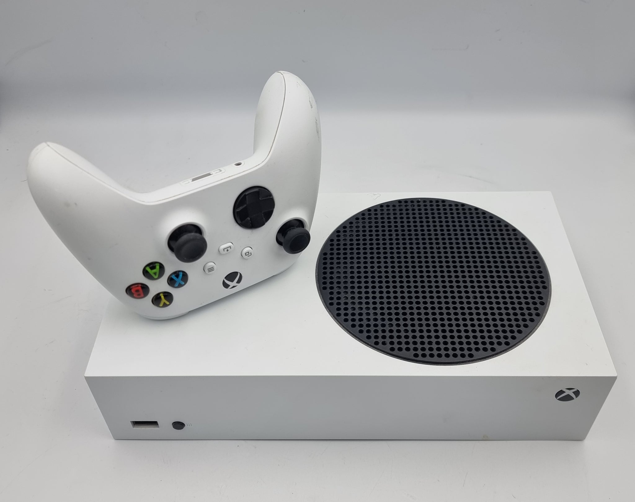 Microsoft Xbox Series S 512GB game console with 1 x controller and all leads BOXED