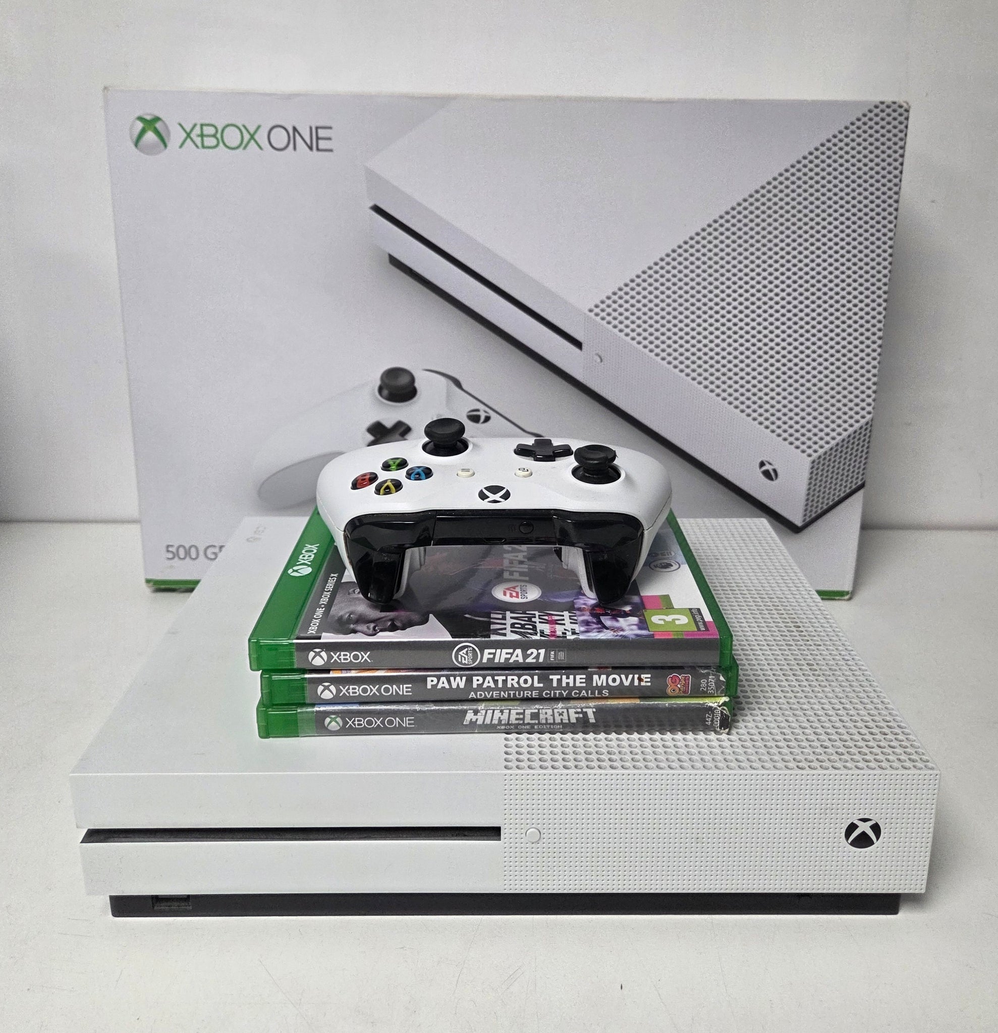 Xbox One S Console 500GB - White - with 3 games