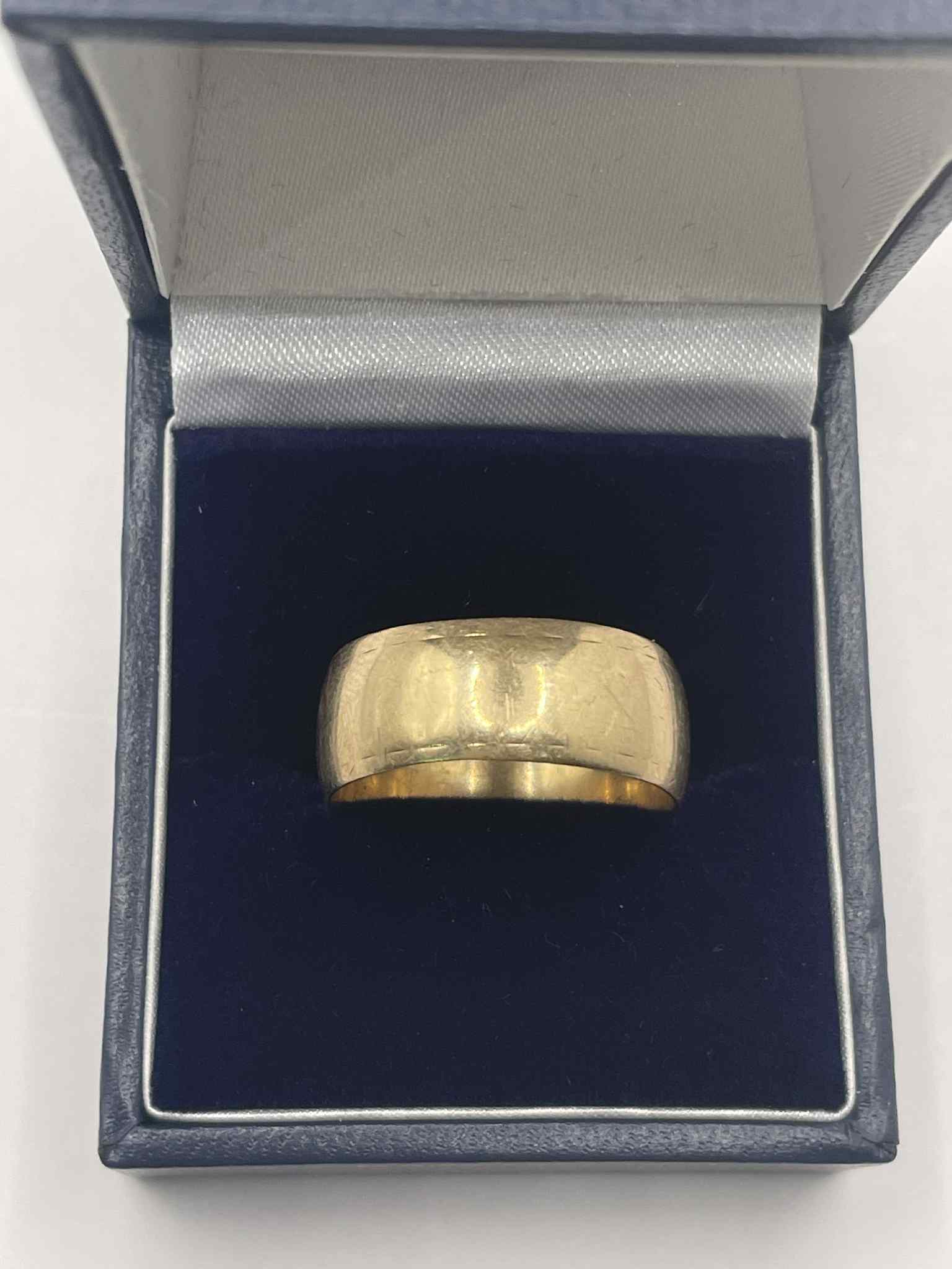 9ct Gold Ring