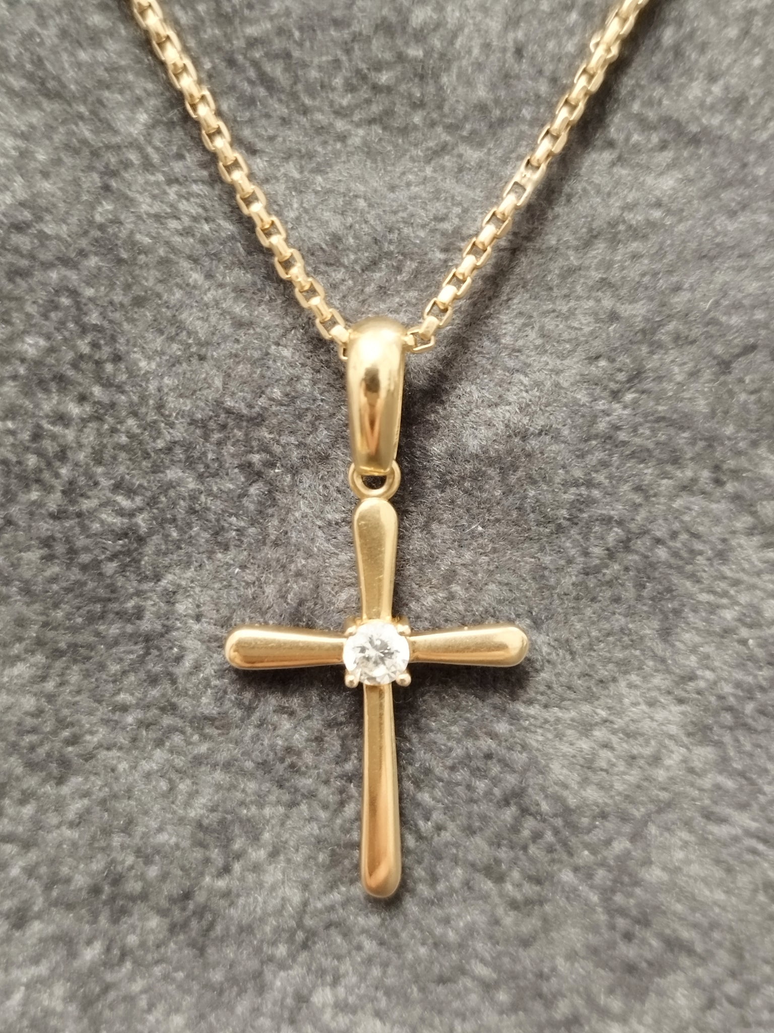 14ct Yellow Gold Cross & Box Belcher Chain