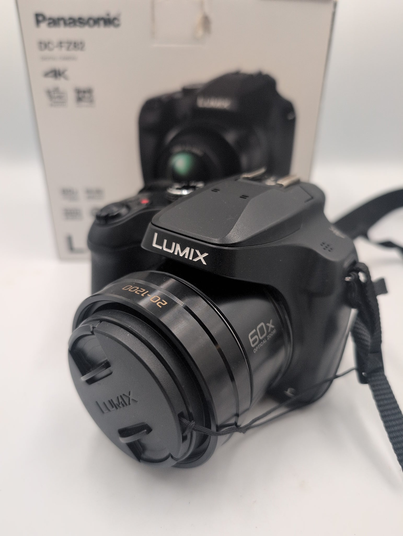 Panasonic Lumix Dc-Fz82