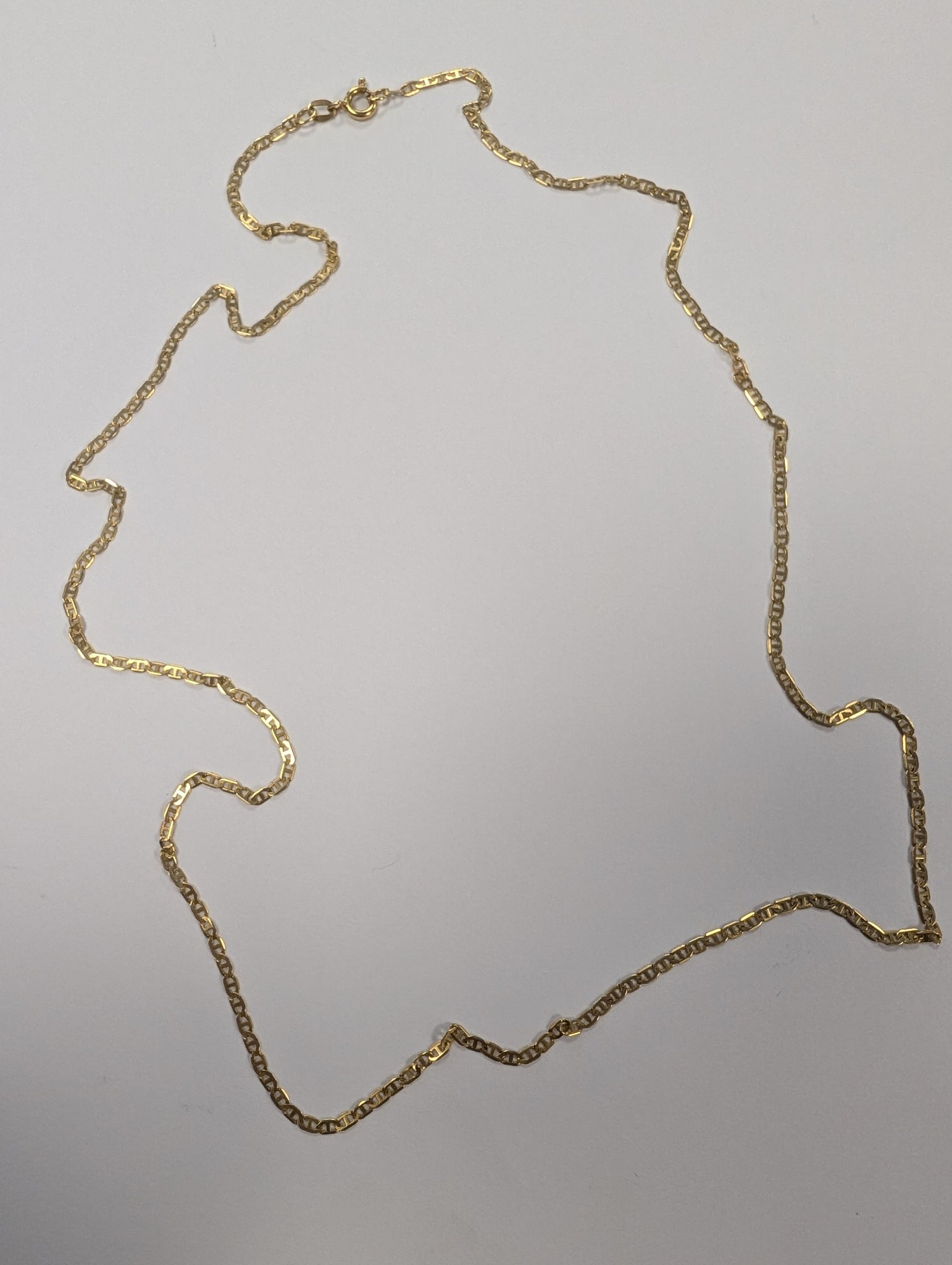18CT GOLD FIGURE OF EIGHT CHAIN