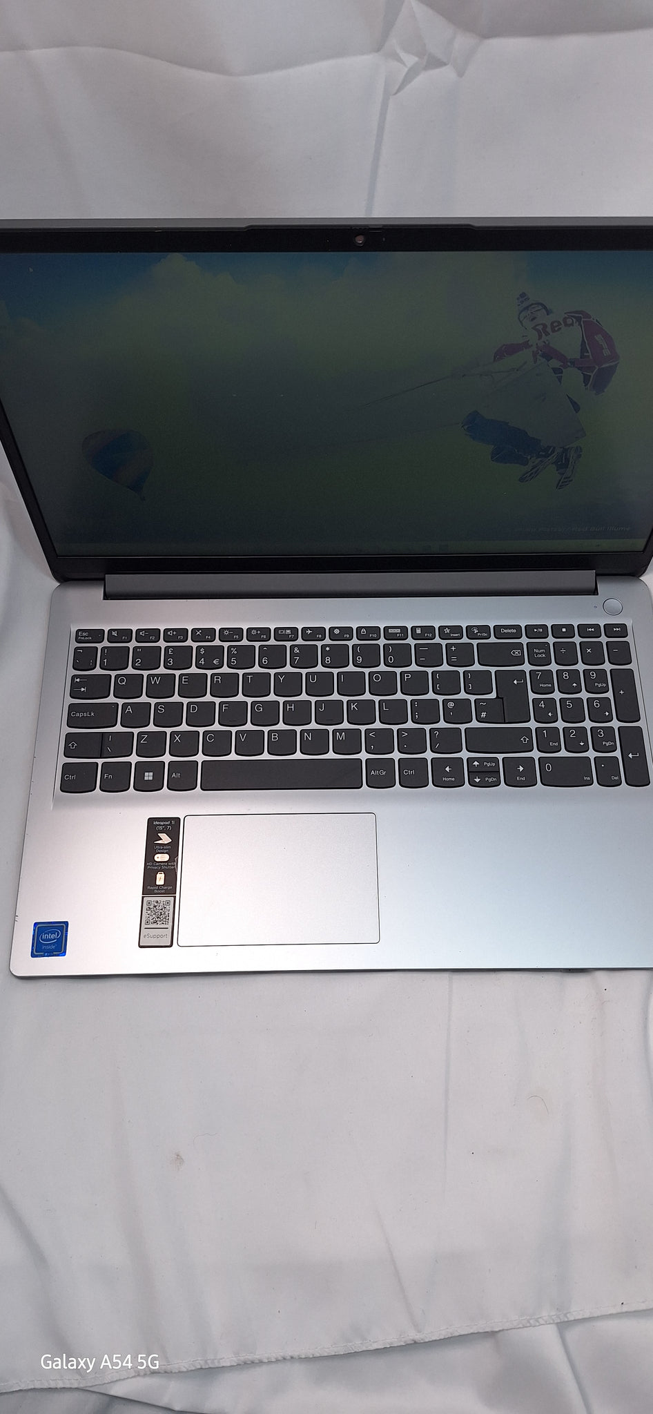 Lenovo IdeaPad 1 15IGL7 Netbook - Intel N4020 - 4GB Ram - 128GB SSD - 15" Screen - Windows 11 - Unboxed W/ Charger