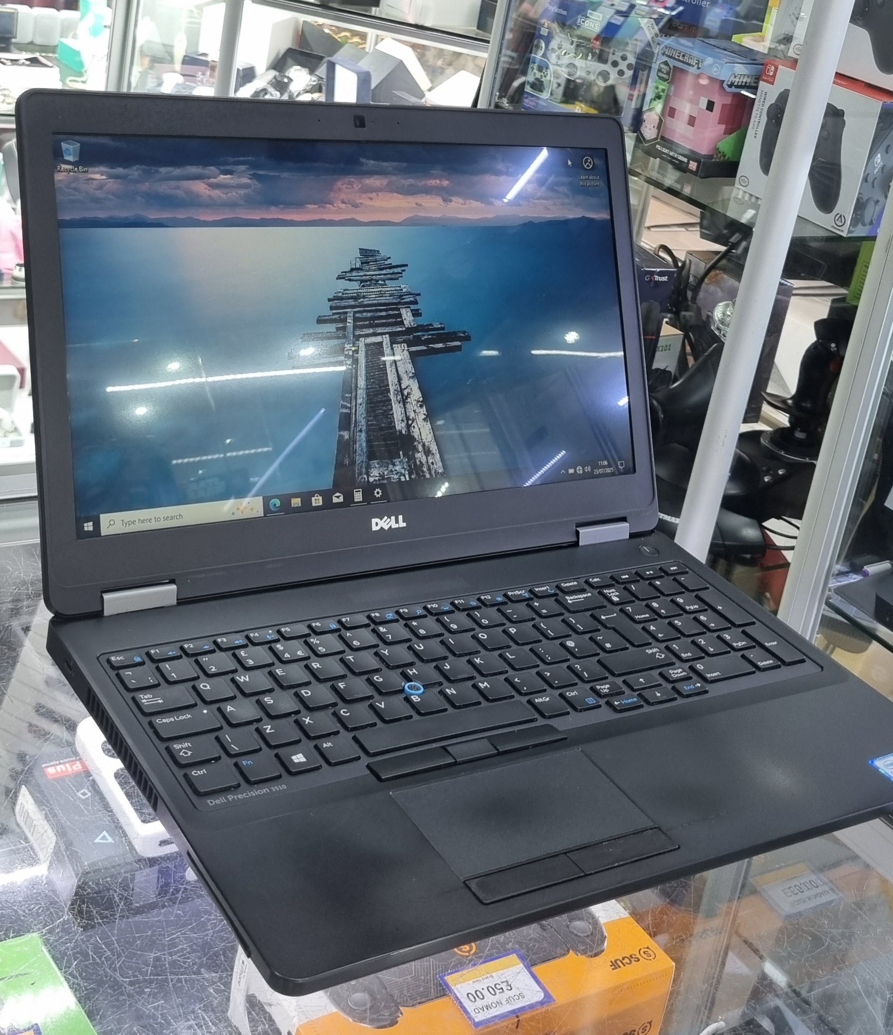 DELL LAPTOP WINDOWS 10, I7, OCTO CORE 2.6GHZ, 8GBRAM, 128GBHD