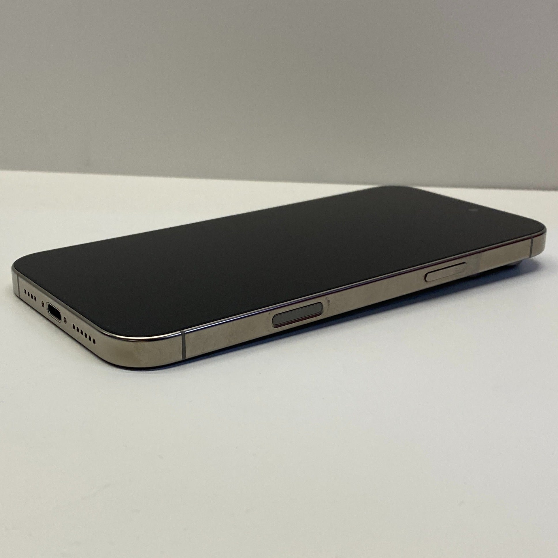 Apple iPhone 16 Pro Max Unlocked Model A3296 512GB in Natural Titanium Boxed