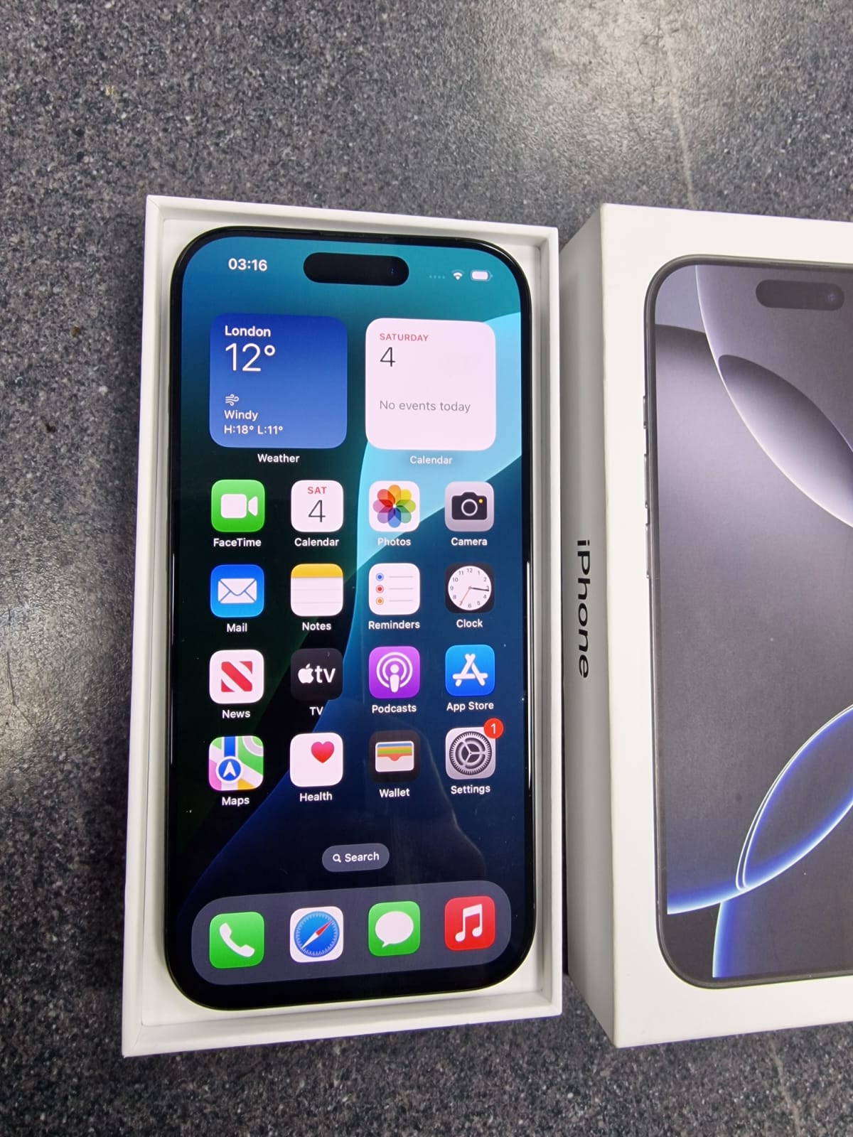 Apple iPhone 16 Pro 128GB Black Titanium - Great