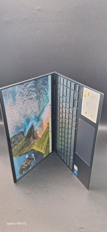 Asus Zenbook 14 UX425E i5 processor 8GB/256GB laptop unboxed