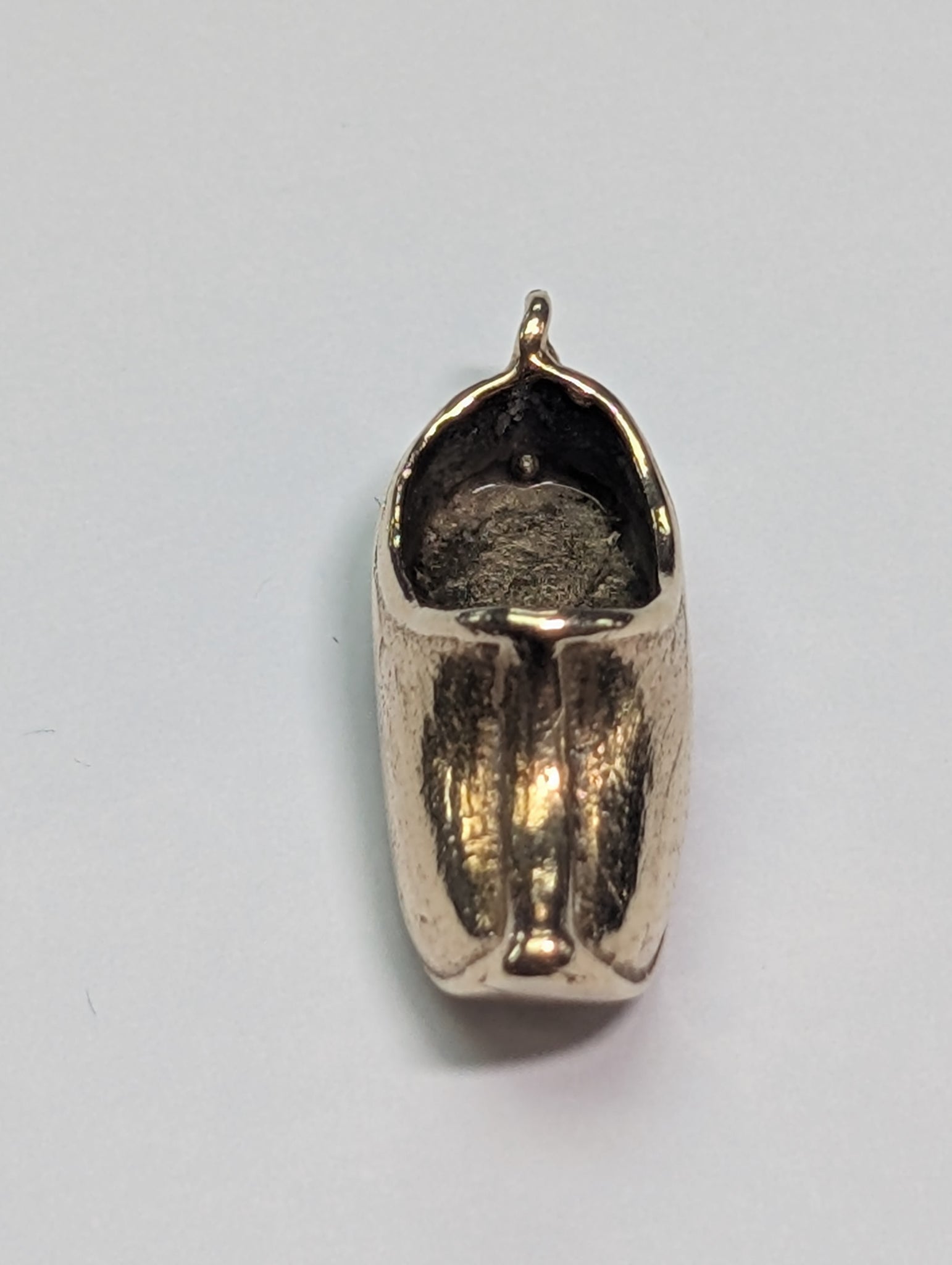 9CT Gold Vintage Clogg Charm