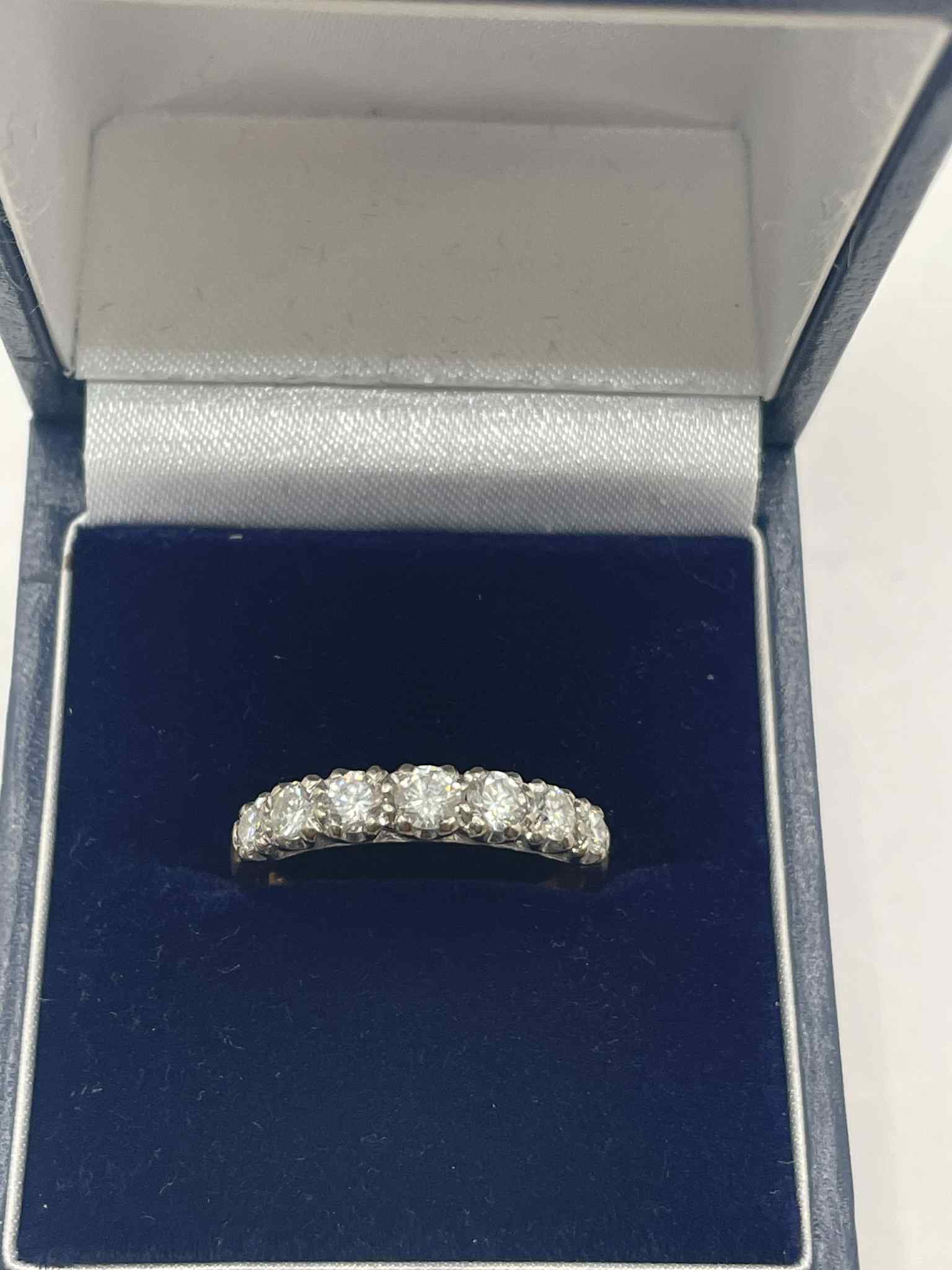 18CT GOLD DIAMOND RING SIZE - o