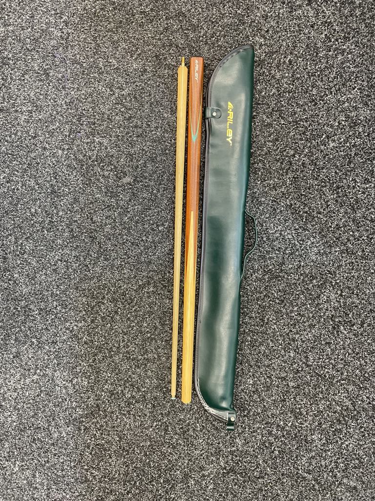 RILEY POOL CUE