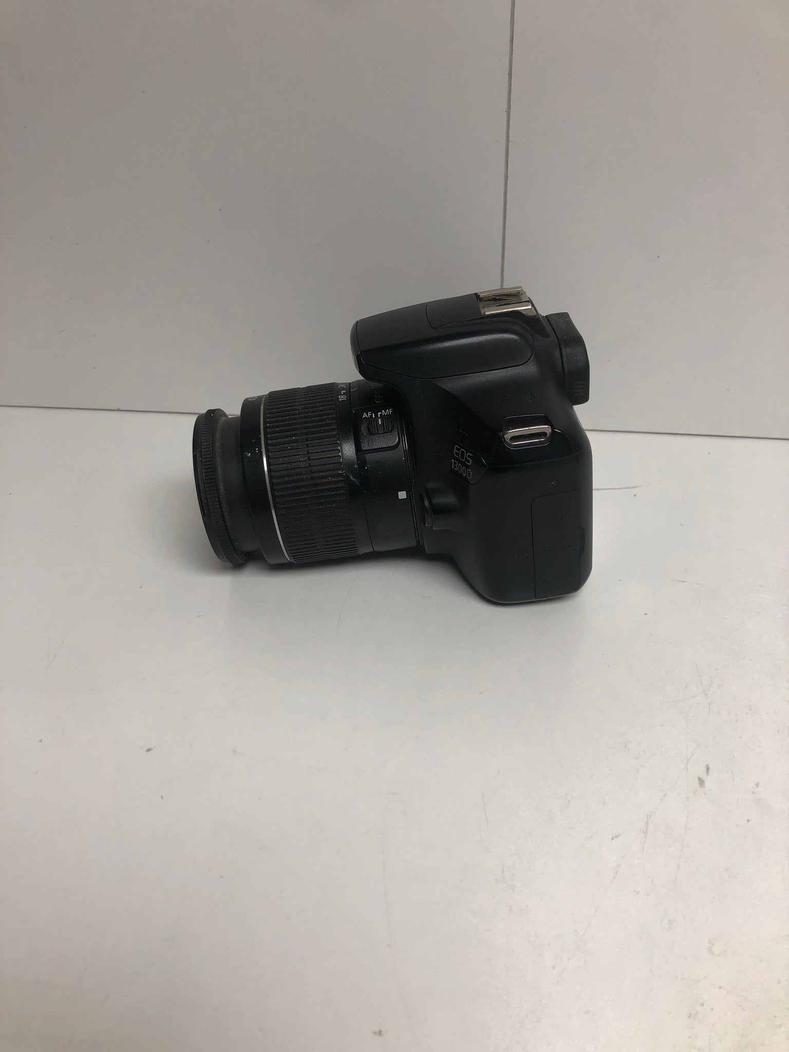 Canon EOS 1300D Camera 18-55mm Lens