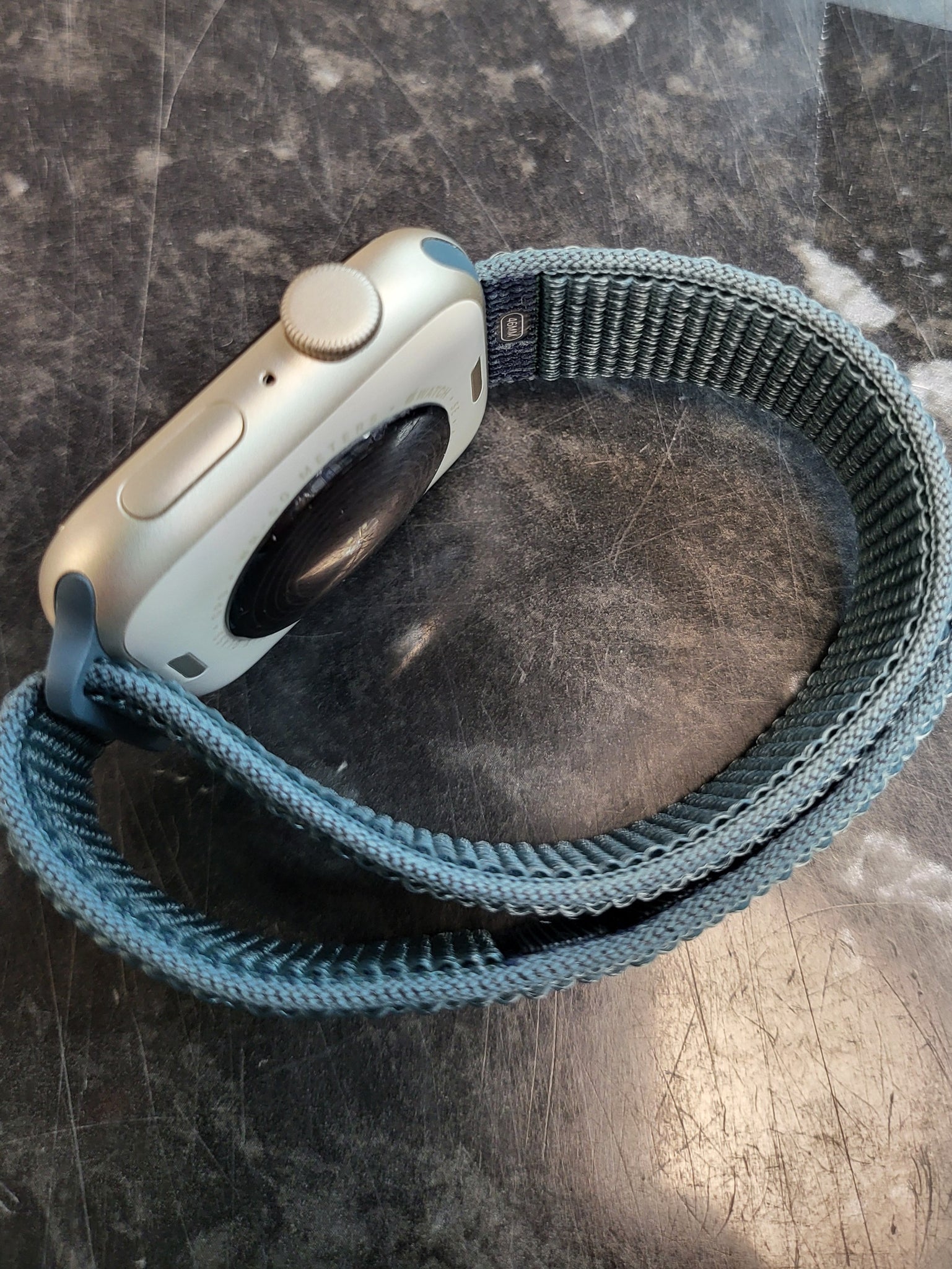 Apple Watch SE 2nd Gen , GPS, Starlight Aluminium, 44mm,with Lake Green Sport Loop