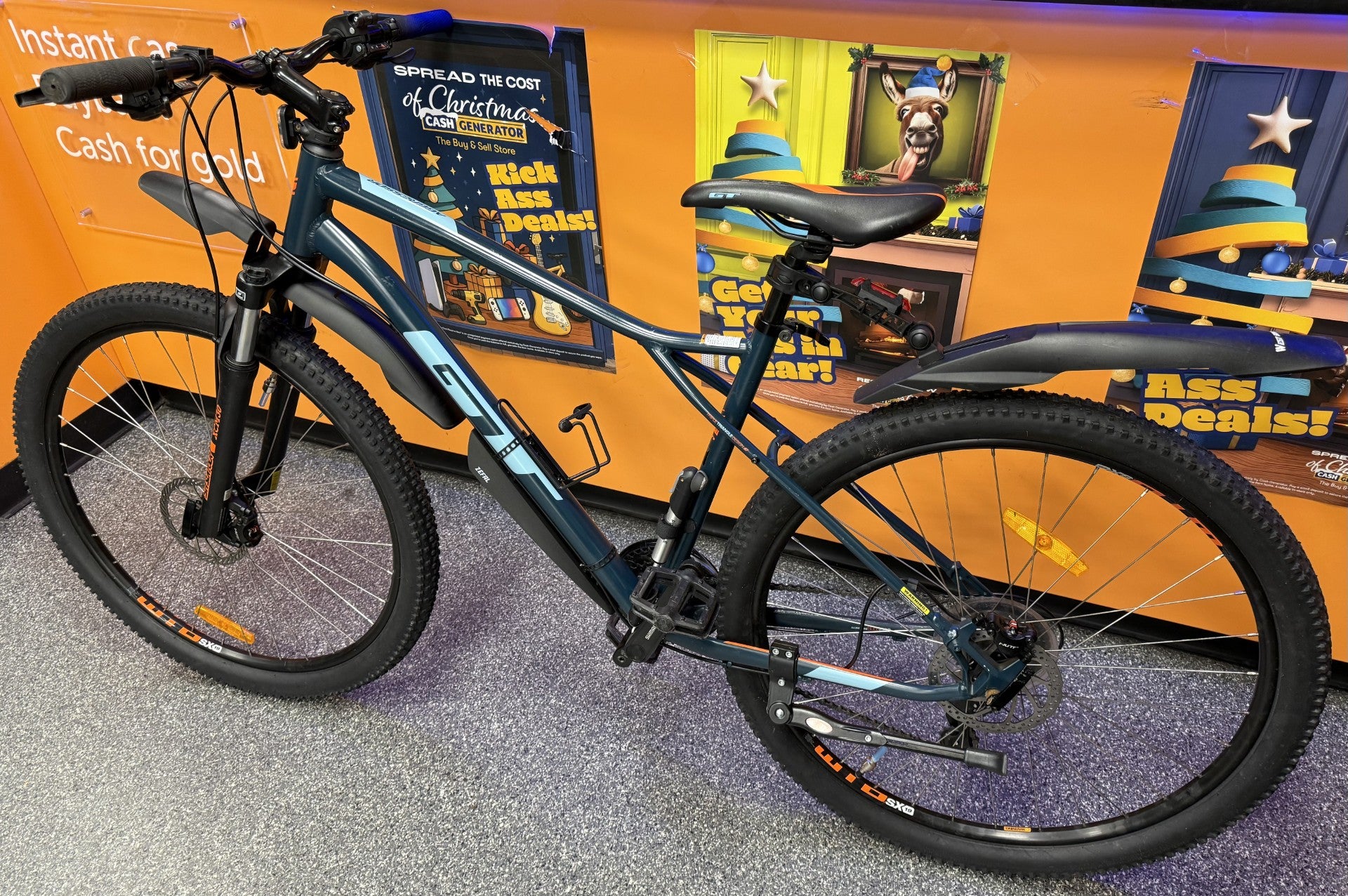 ** Collection Only ** GT Aggressor 27.5 Expert 9r Mountain Bike Slate Grey ** Large Frame **